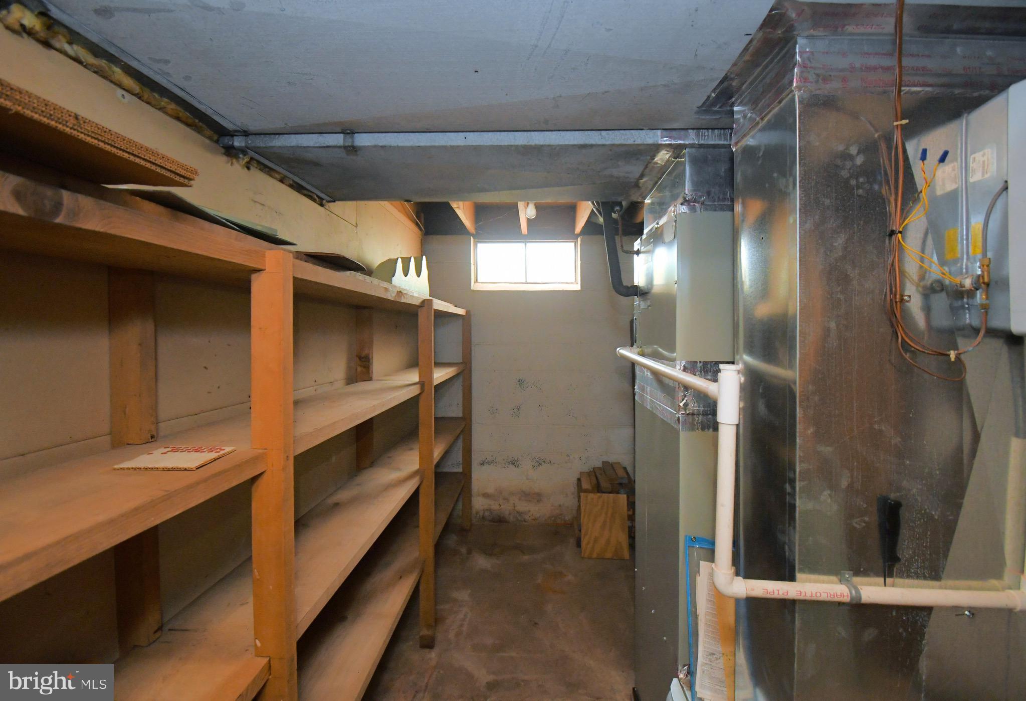 ROCKY MDWS - Residential