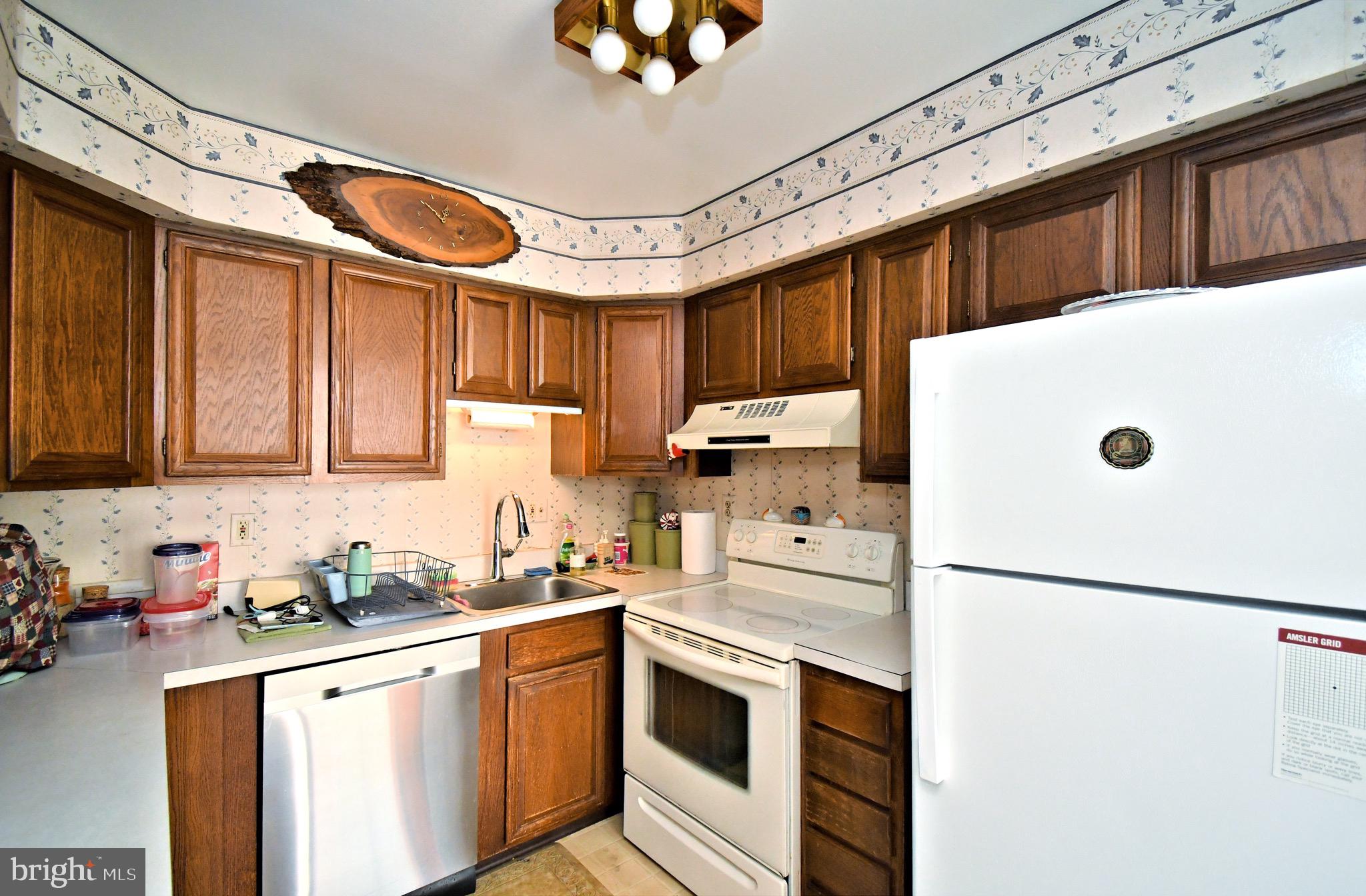 ROCKY MDWS - Residential