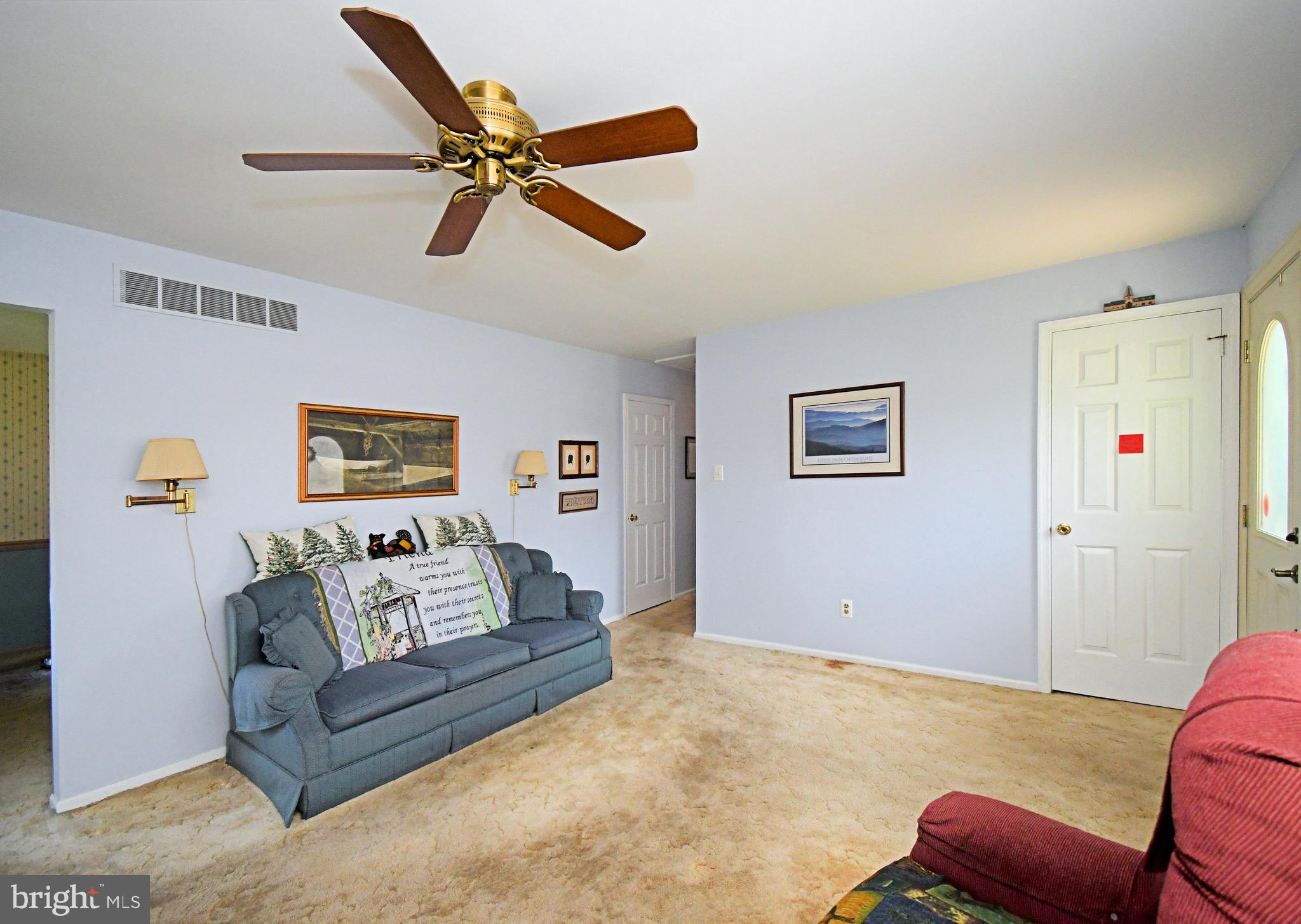 ROCKY MDWS - Residential