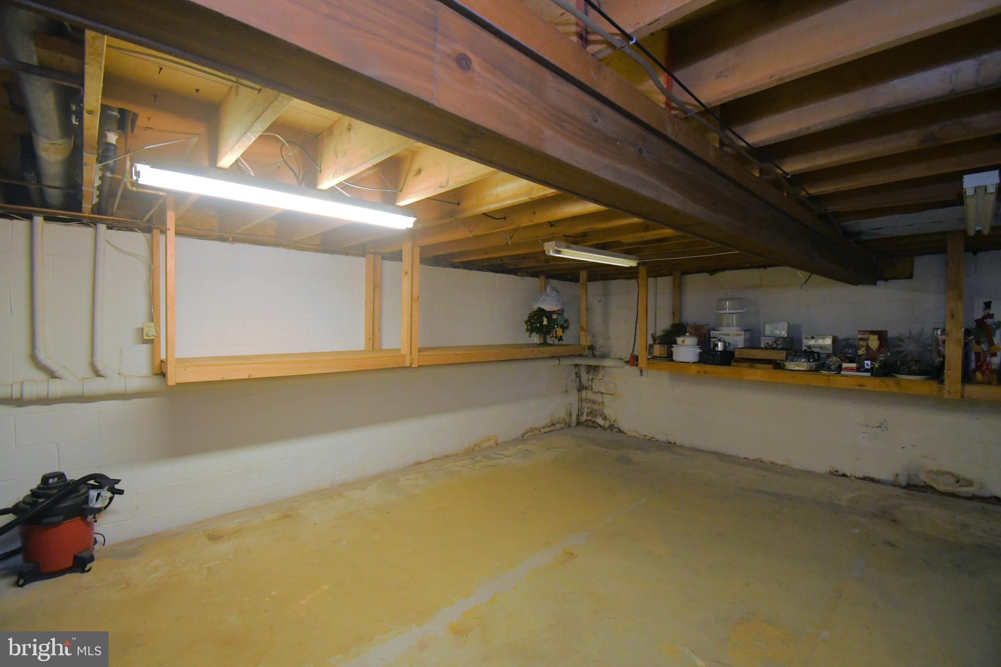 ROCKY MDWS - Residential