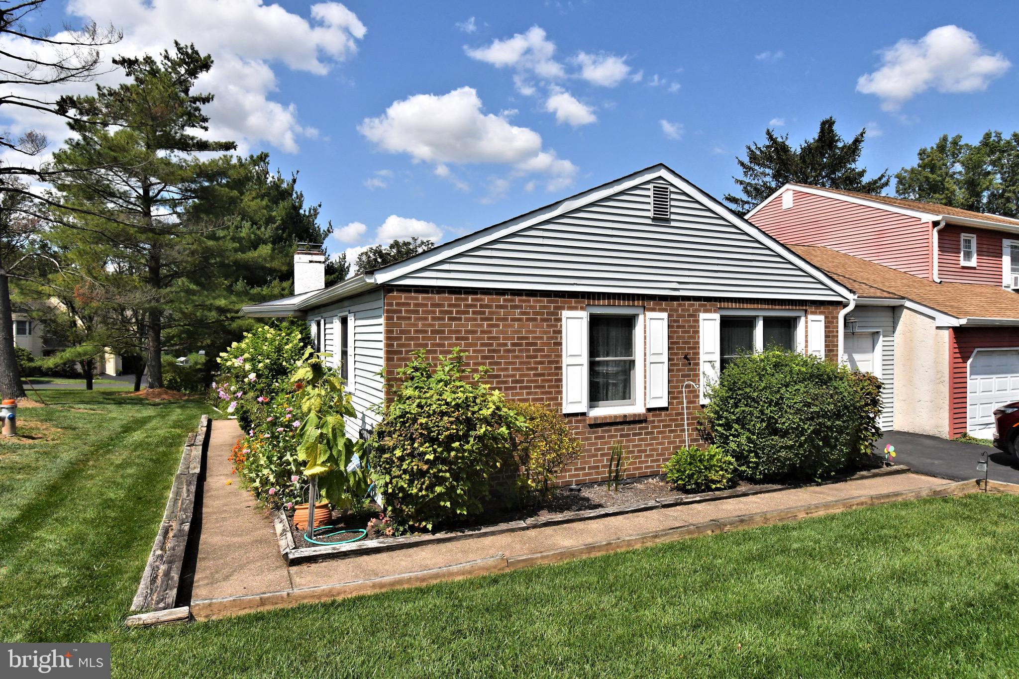 ROCKY MDWS - Residential