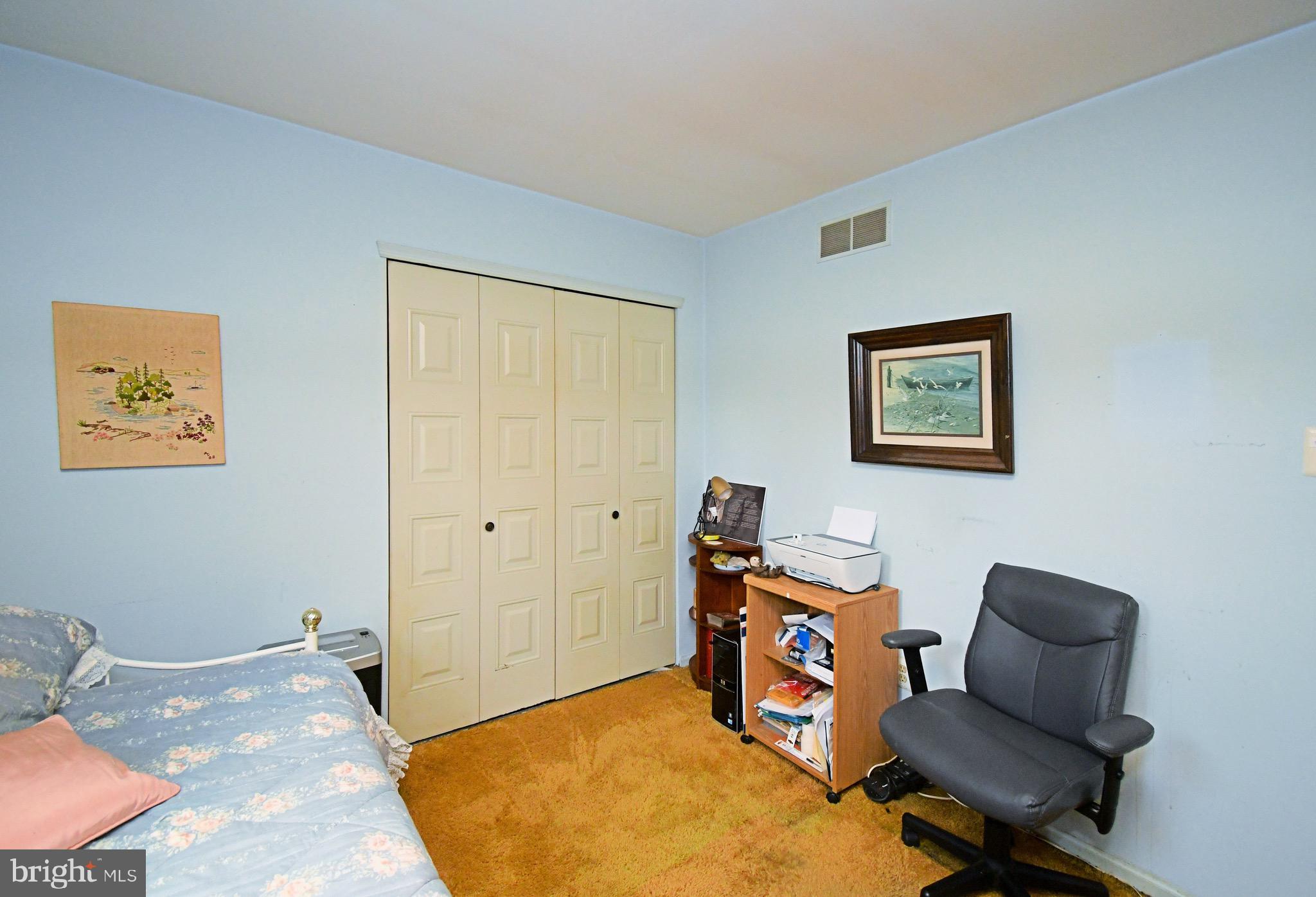 ROCKY MDWS - Residential