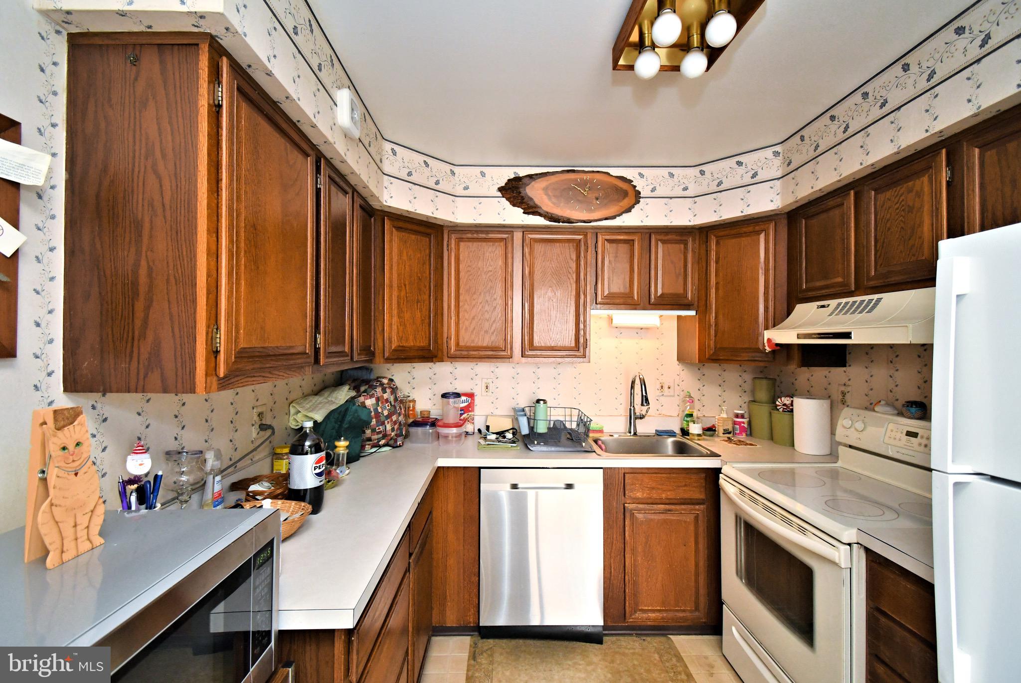 ROCKY MDWS - Residential