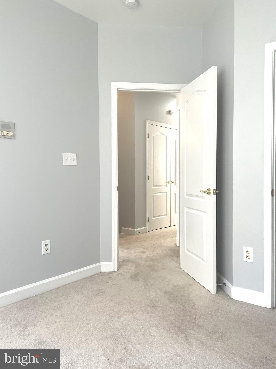 TOWN CENTER AT CAMP SPRINGS - Residential Lease