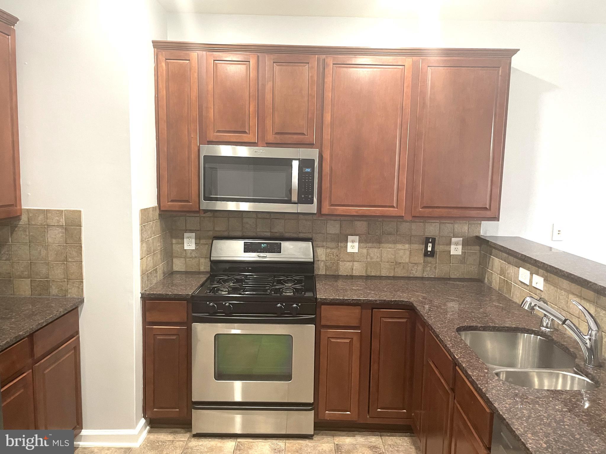 TOWN CENTER AT CAMP SPRINGS - Residential Lease