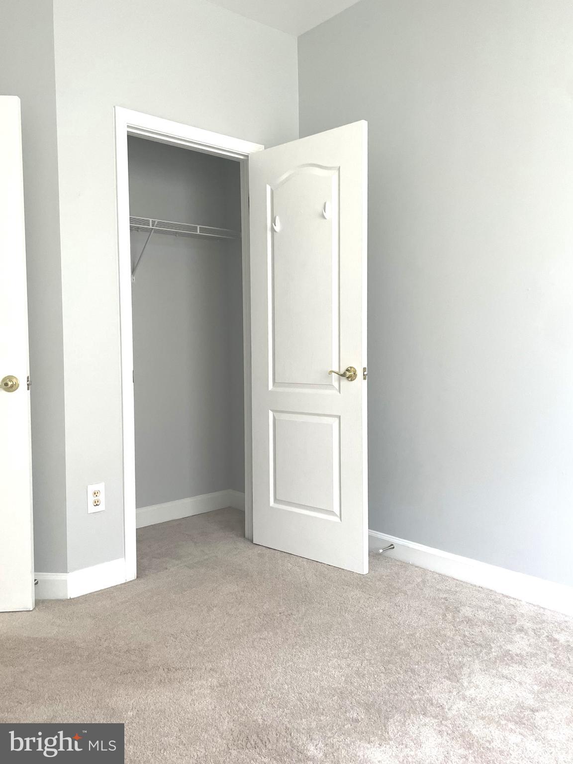 TOWN CENTER AT CAMP SPRINGS - Residential Lease