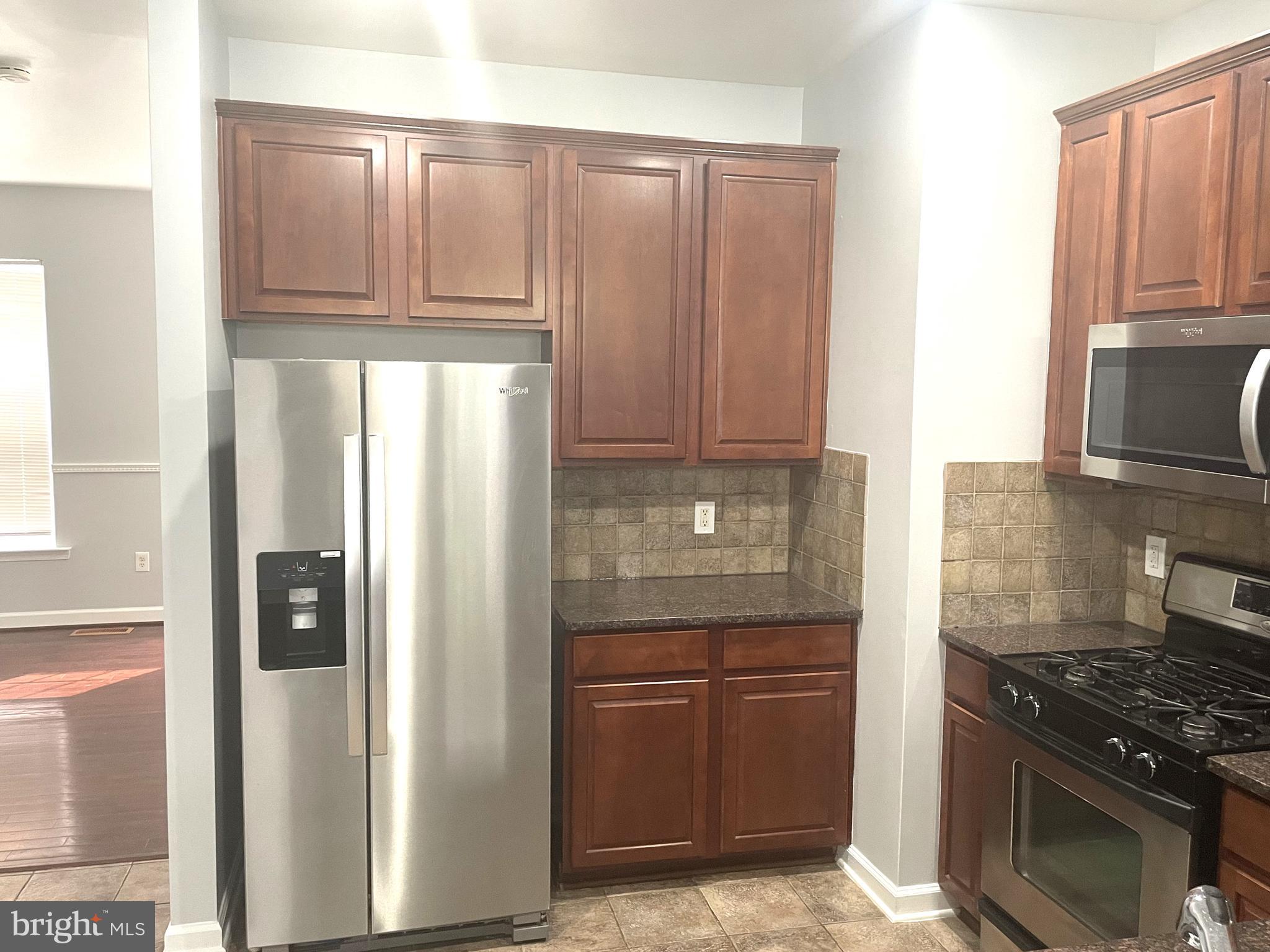 TOWN CENTER AT CAMP SPRINGS - Residential Lease