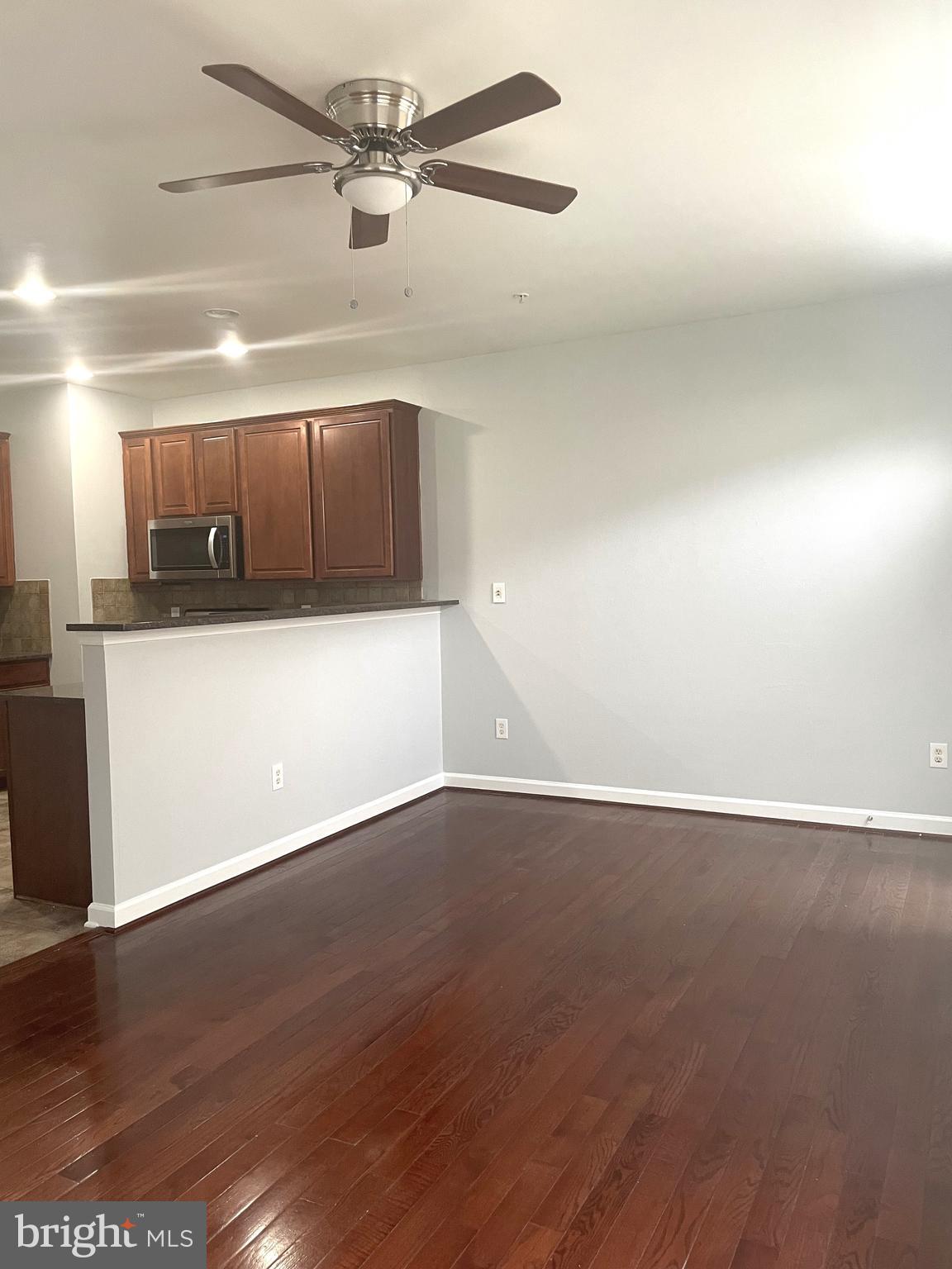 TOWN CENTER AT CAMP SPRINGS - Residential Lease