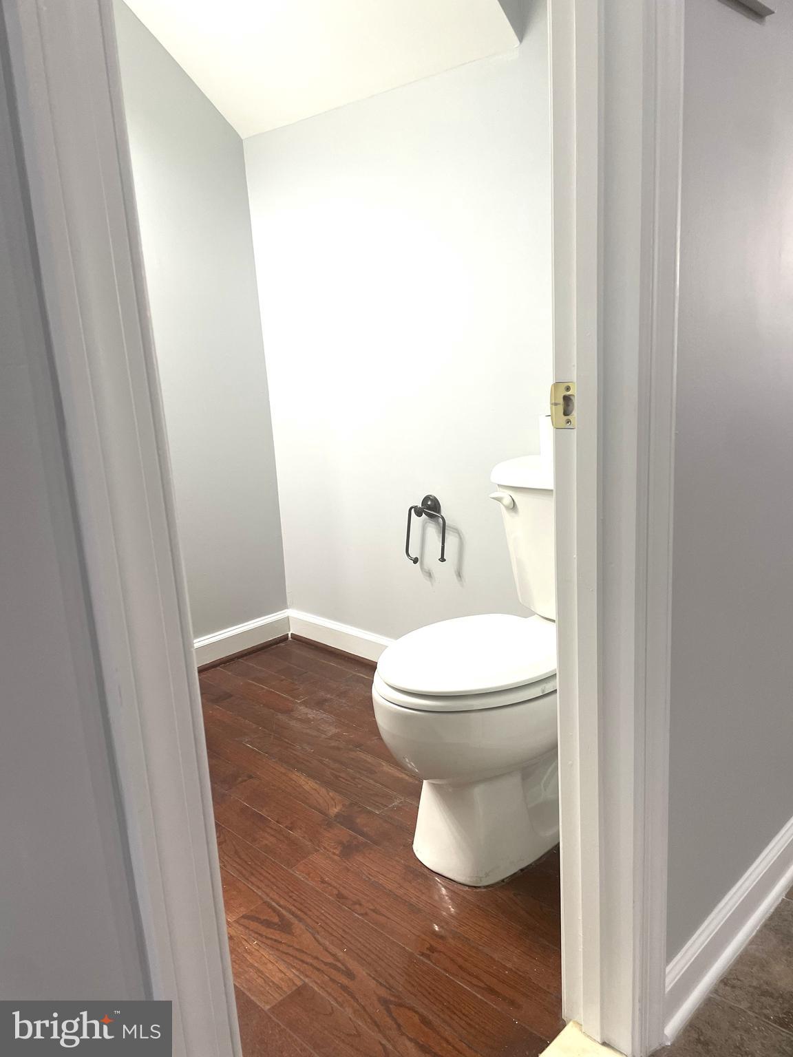 TOWN CENTER AT CAMP SPRINGS - Residential Lease