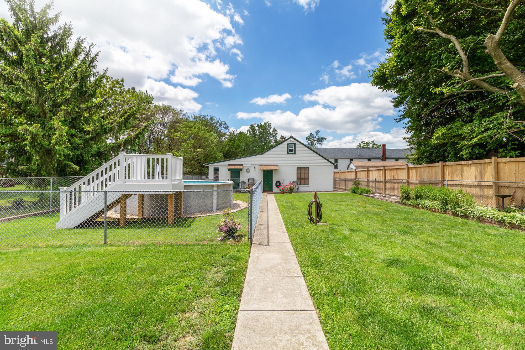 OVERLEA - Residential