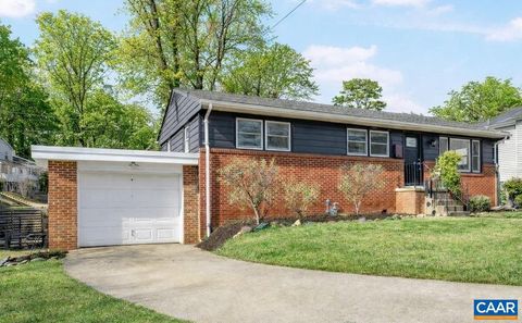 1411 BAKER ST CHARLOTTESVILLE VA 22903