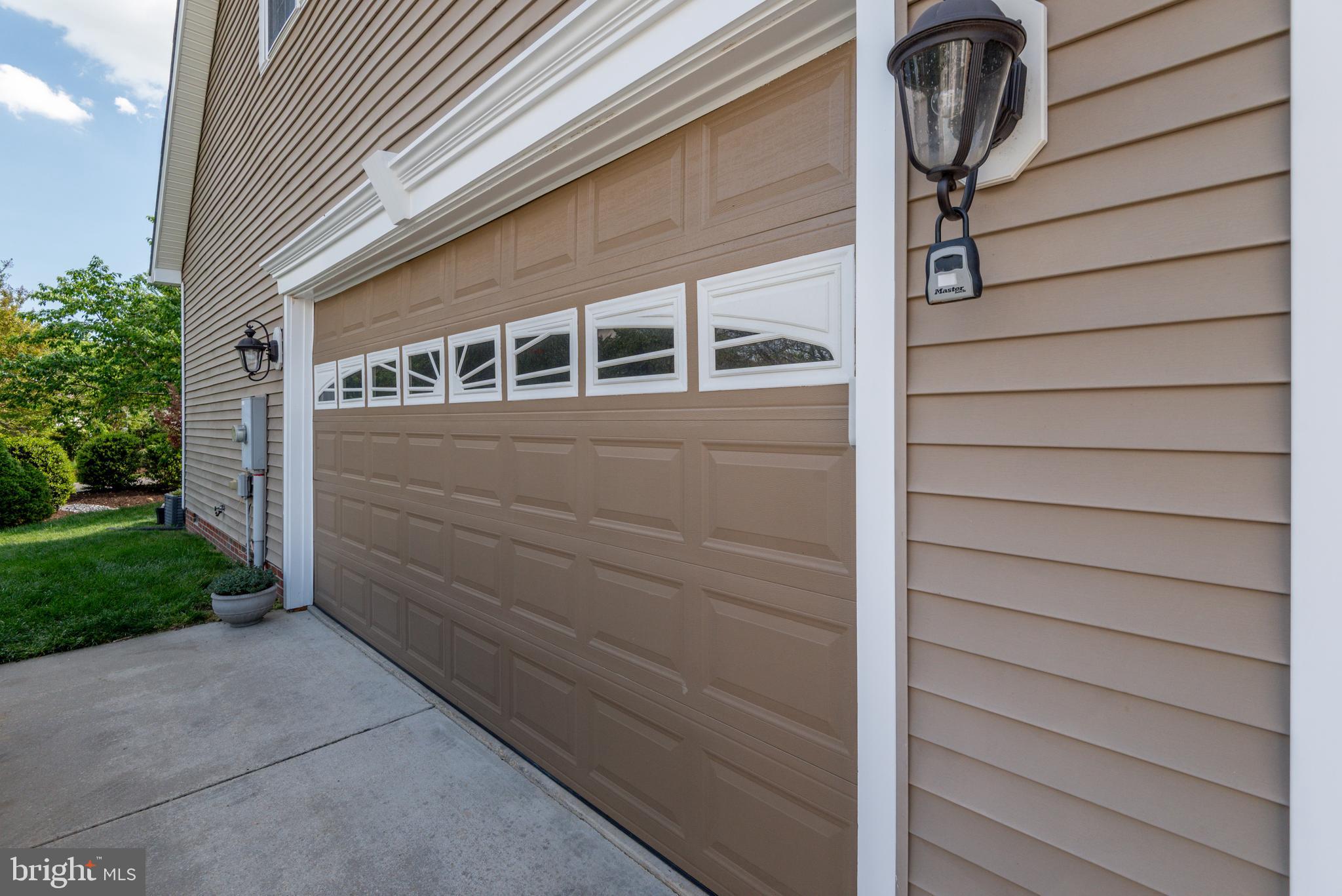 ESTATES AT SINGLETREE - Residential