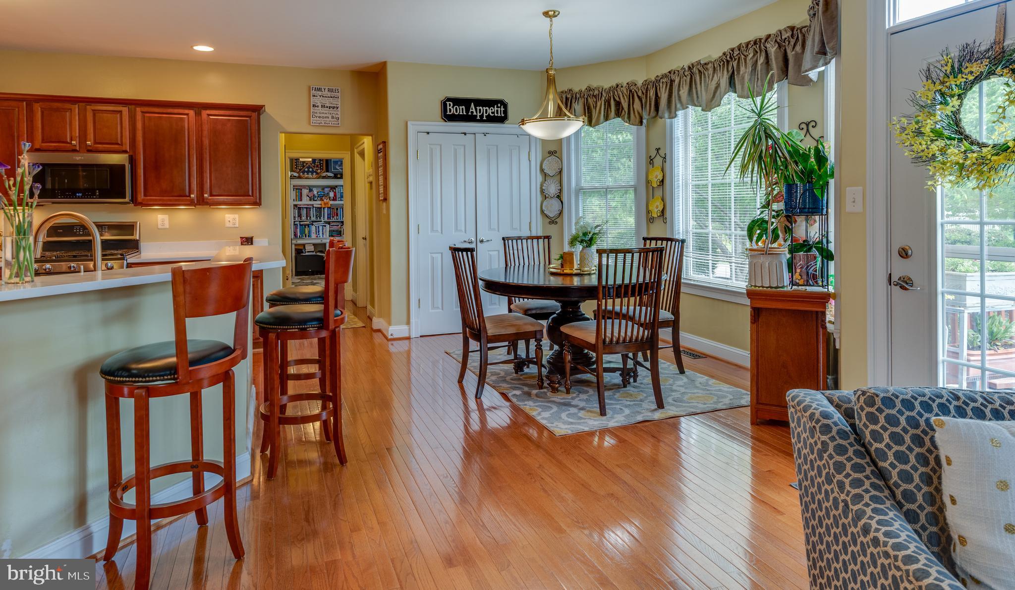 ESTATES AT SINGLETREE - Residential