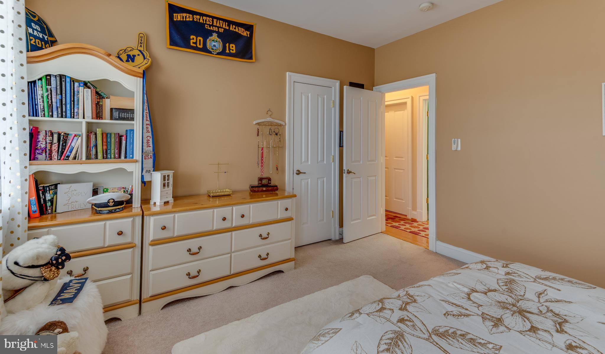 ESTATES AT SINGLETREE - Residential