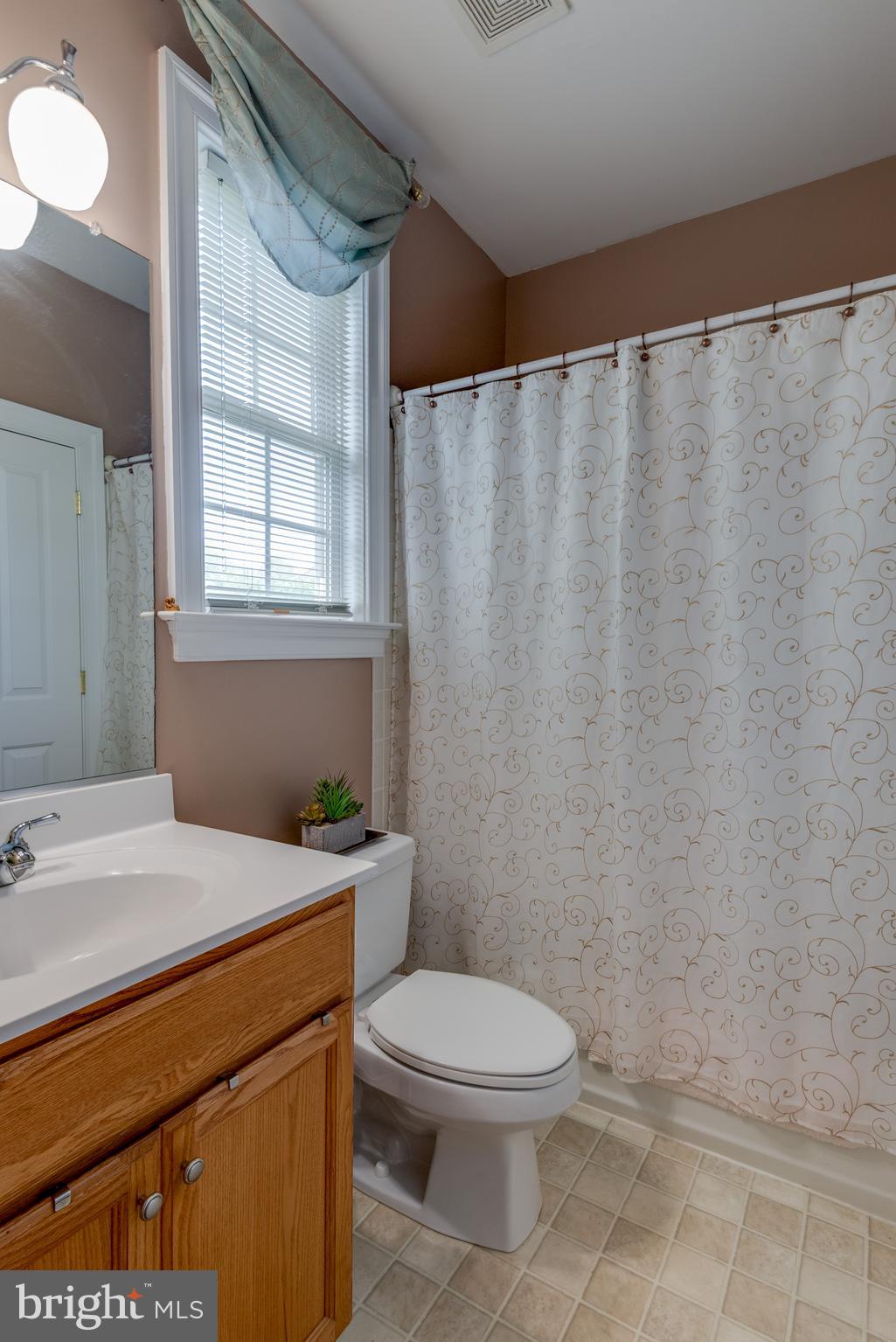 ESTATES AT SINGLETREE - Residential