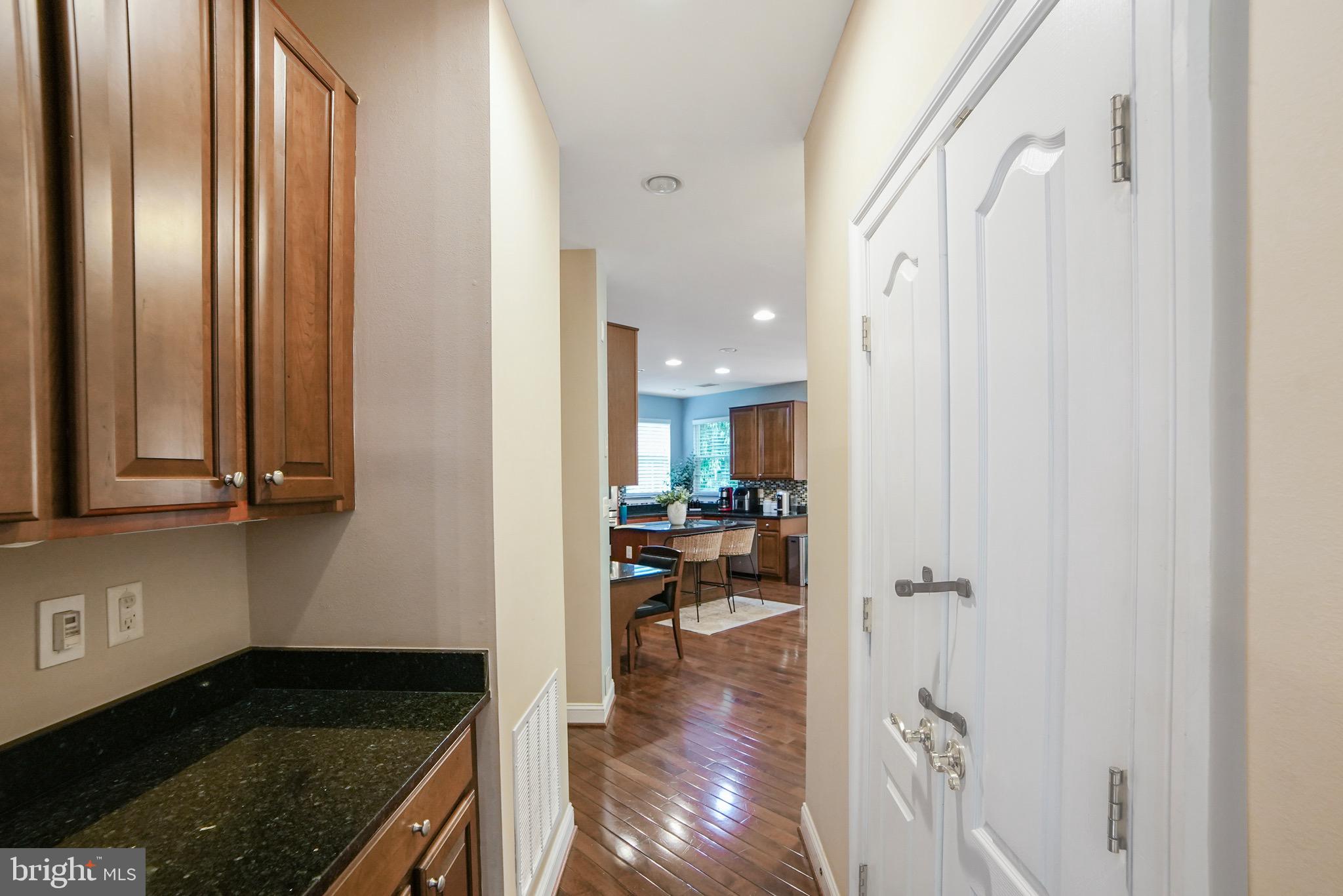 WHEATON OUT RES. (2) - Residential