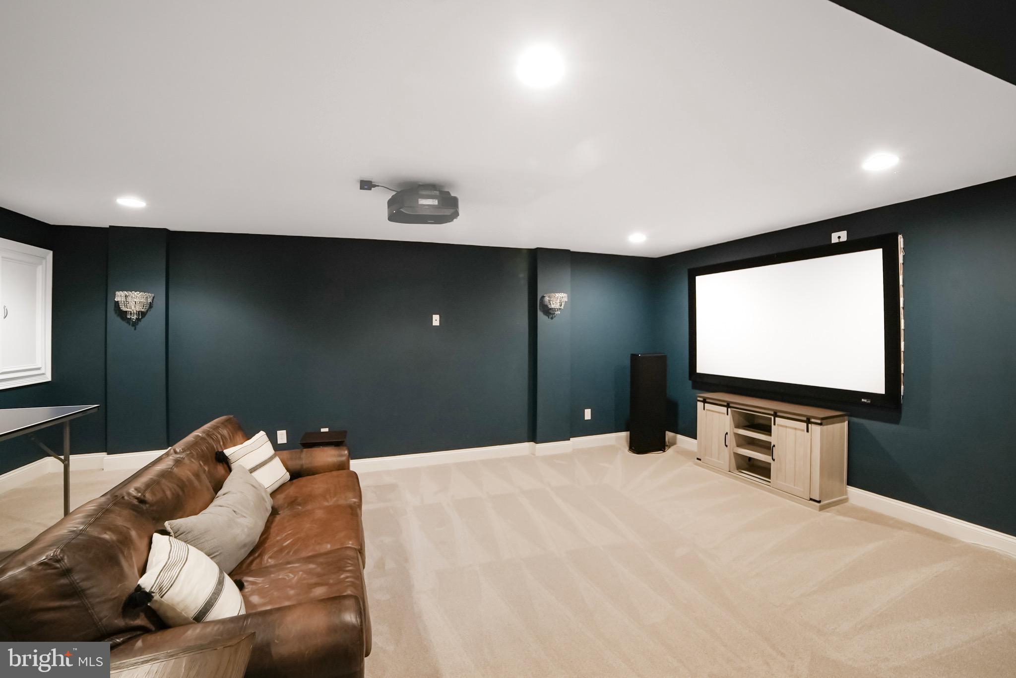 WHEATON OUT RES. (2) - Residential