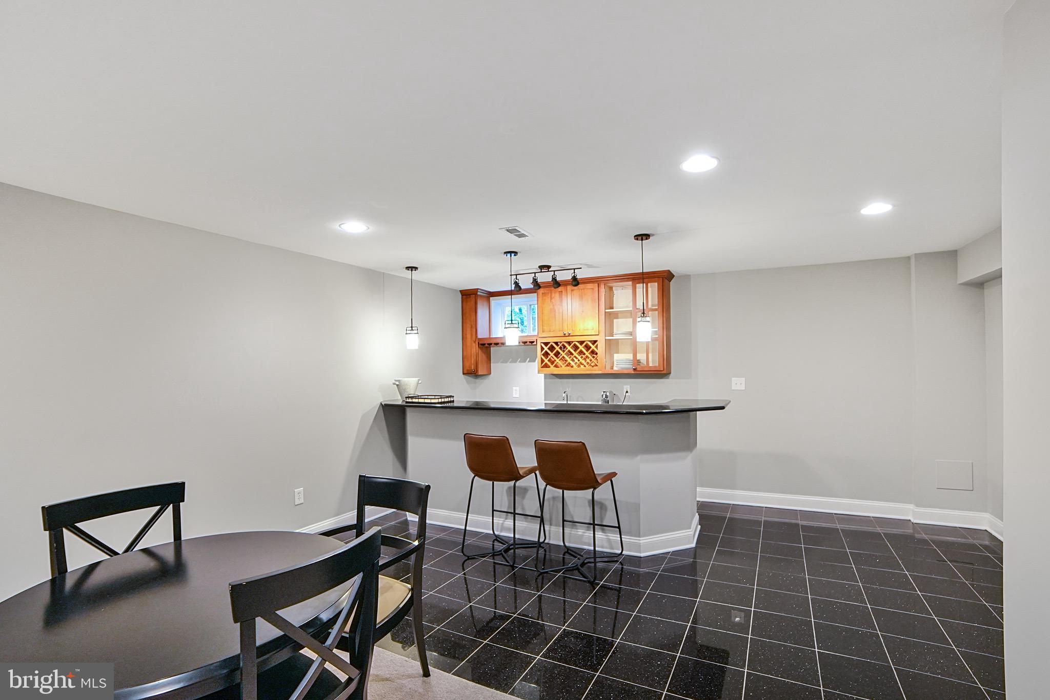 WHEATON OUT RES. (2) - Residential