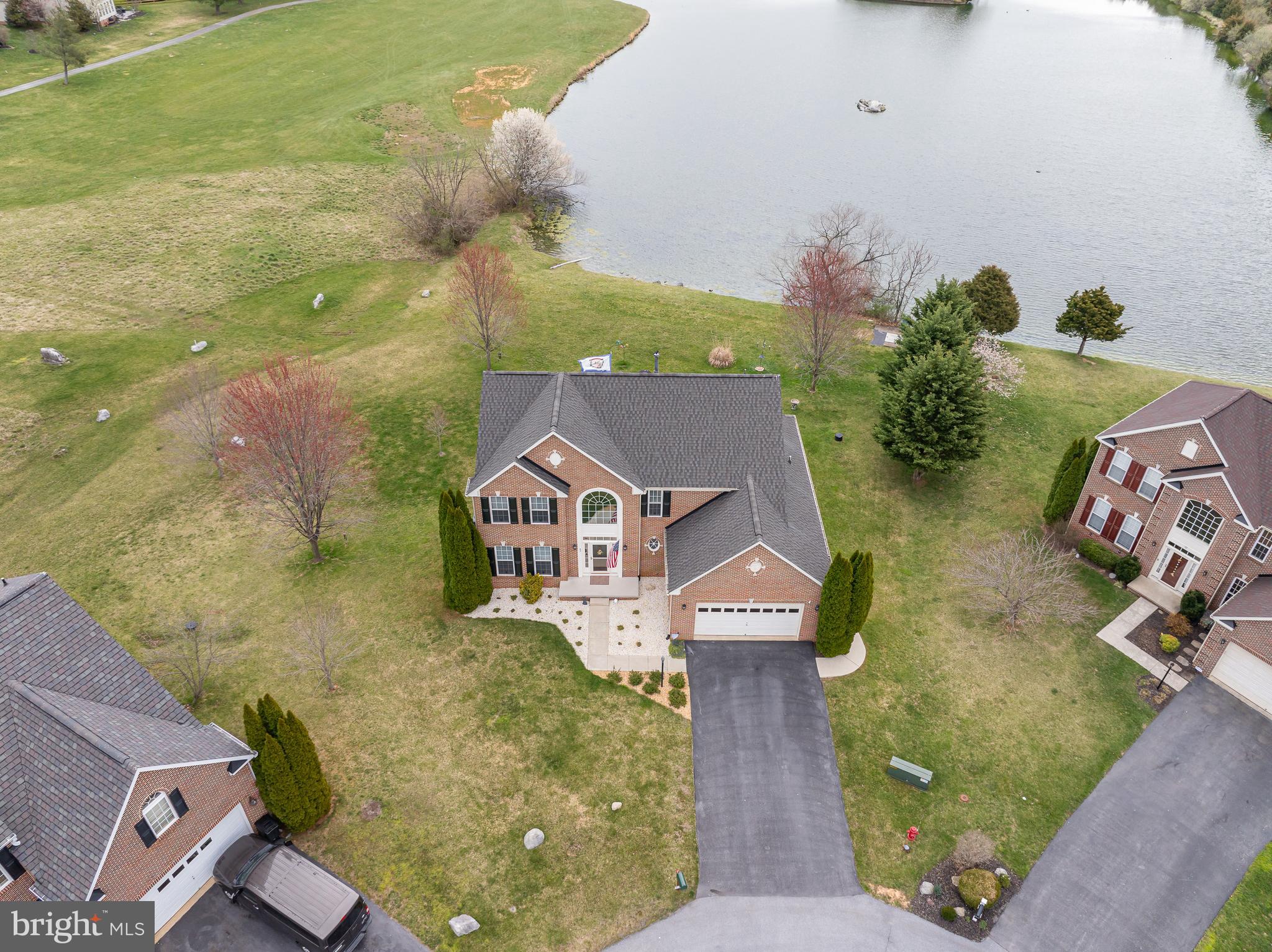 LOCUST HILL - Residential