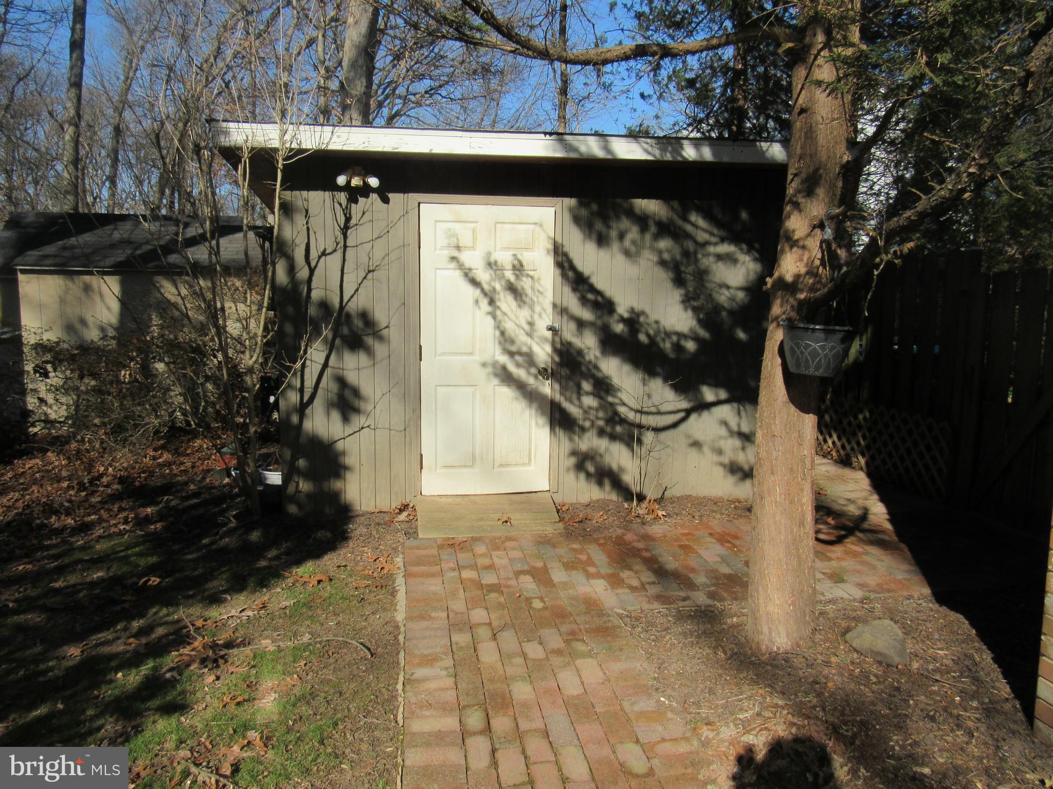 MANTUA HILLS - Residential Lease