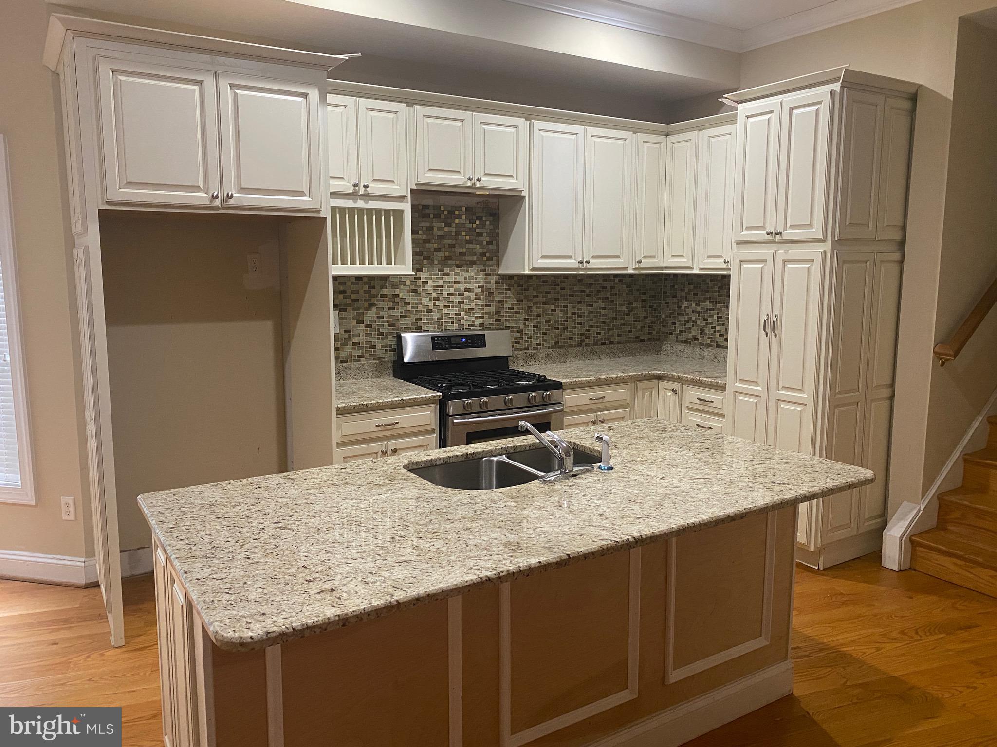 FOX CHAPEL - Residential