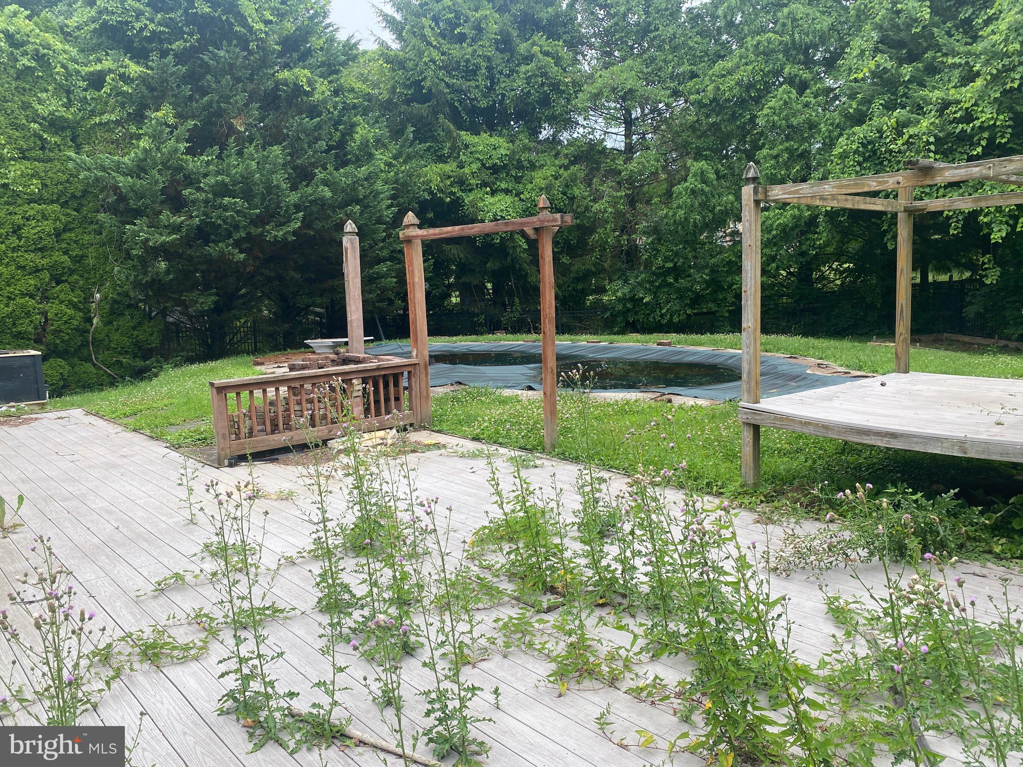 FOX CHAPEL - Residential