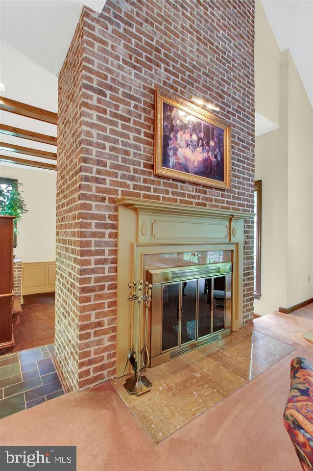 ROCKY RIDGE PARK - Residential