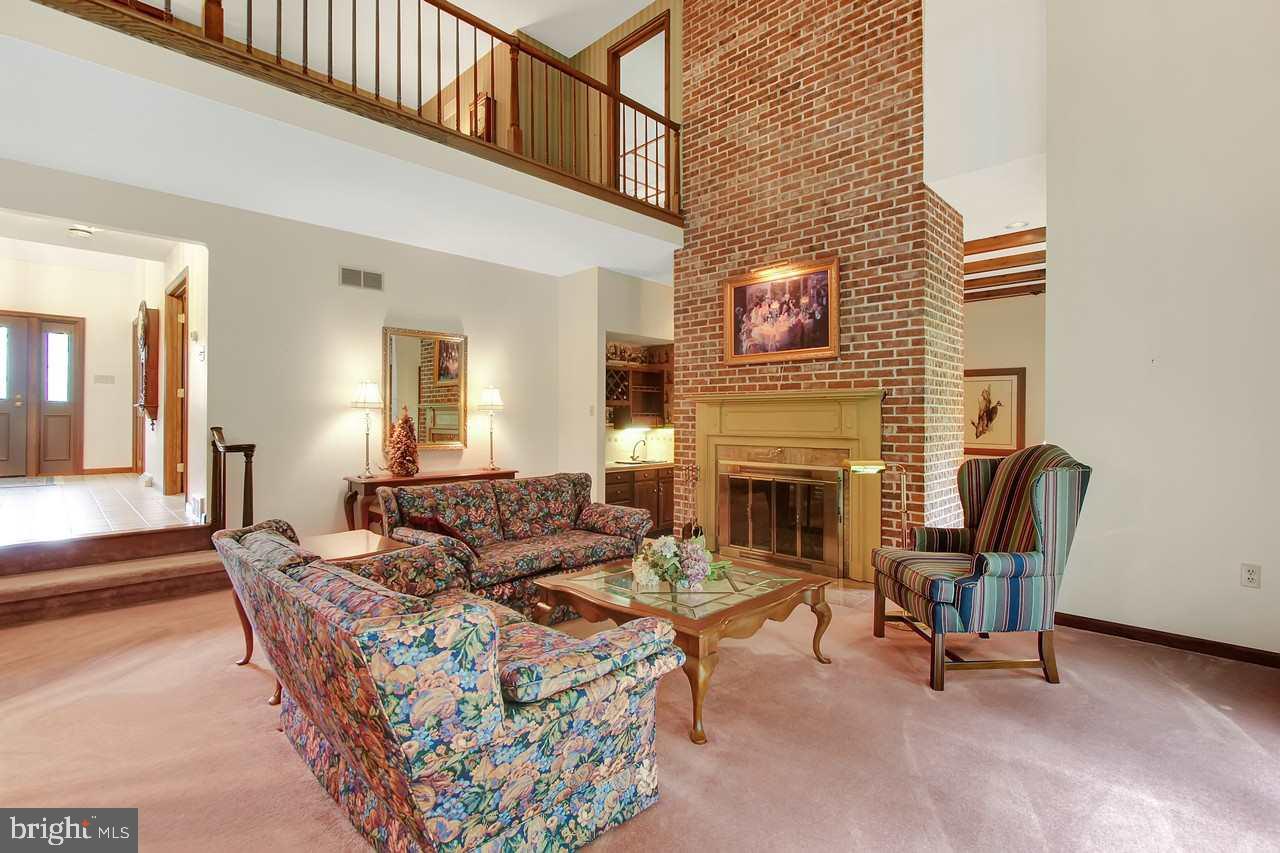 ROCKY RIDGE PARK - Residential