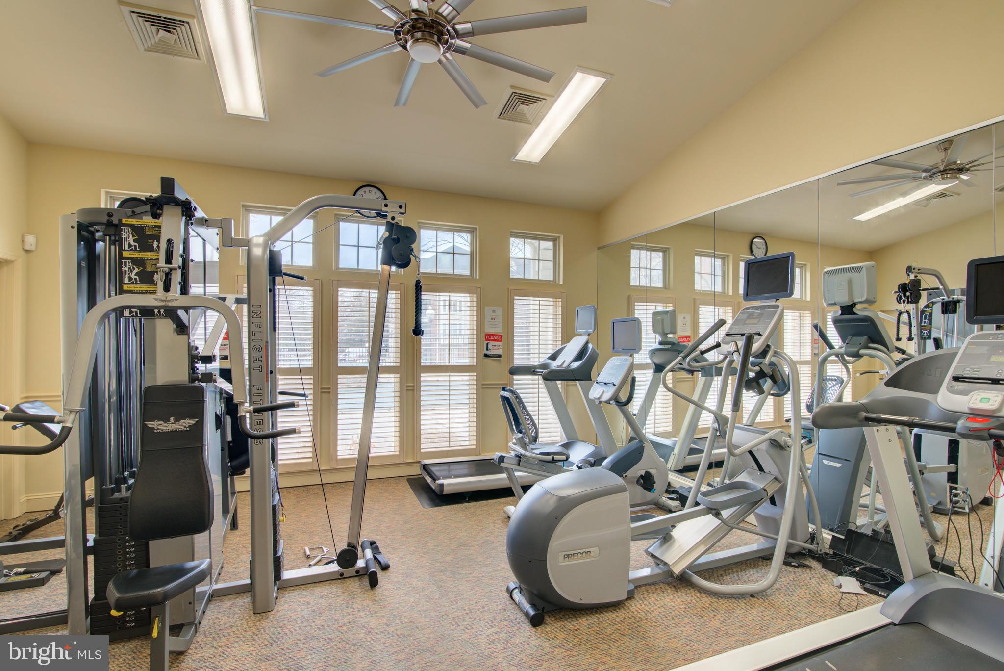 STRATFORD PARK - Residential