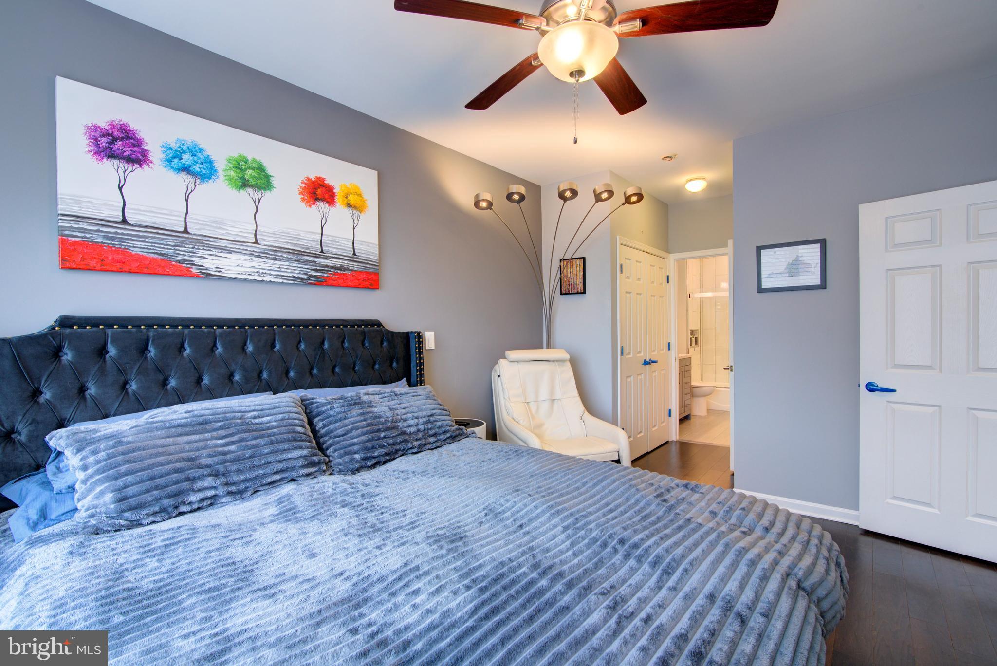 STRATFORD PARK - Residential