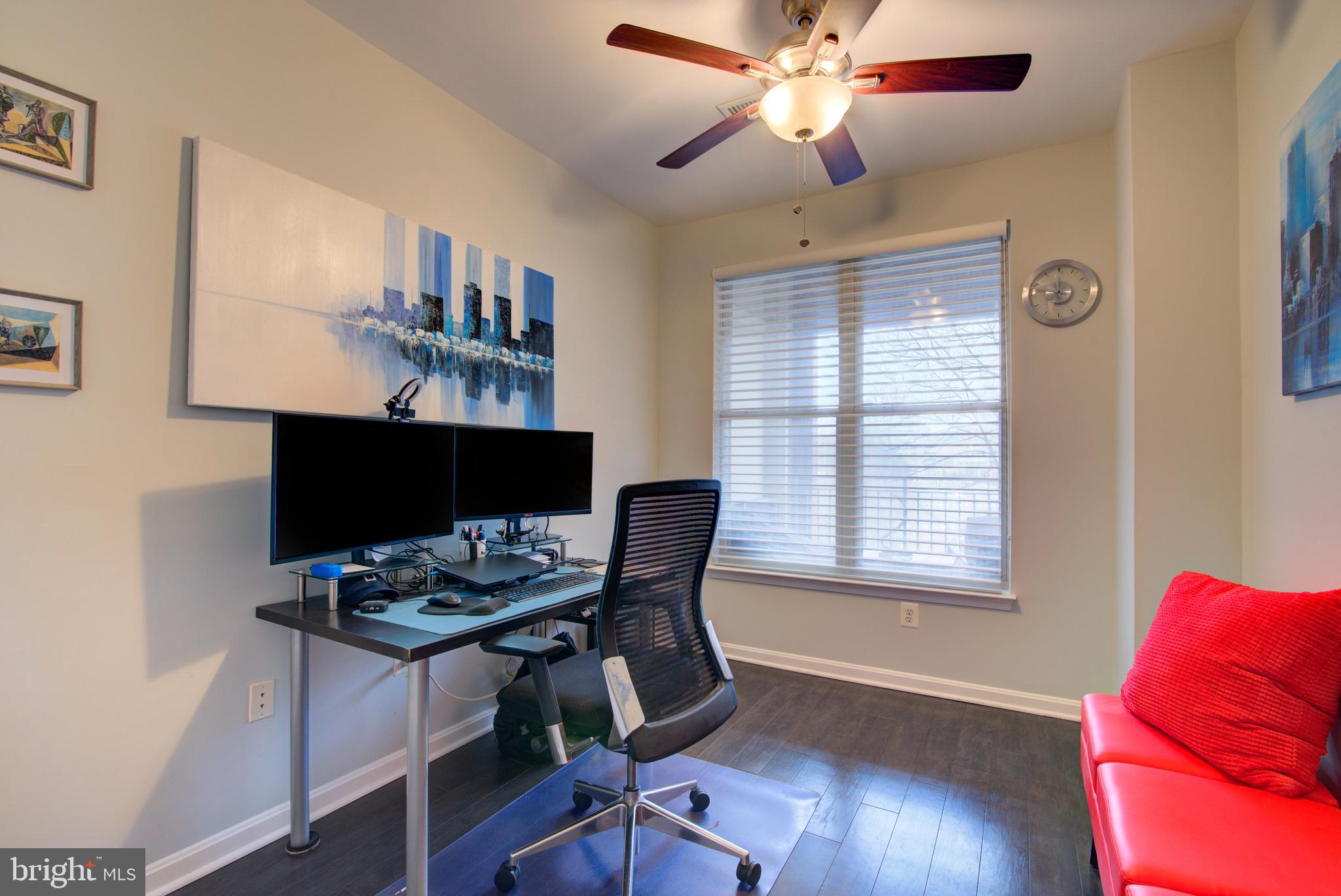 STRATFORD PARK - Residential