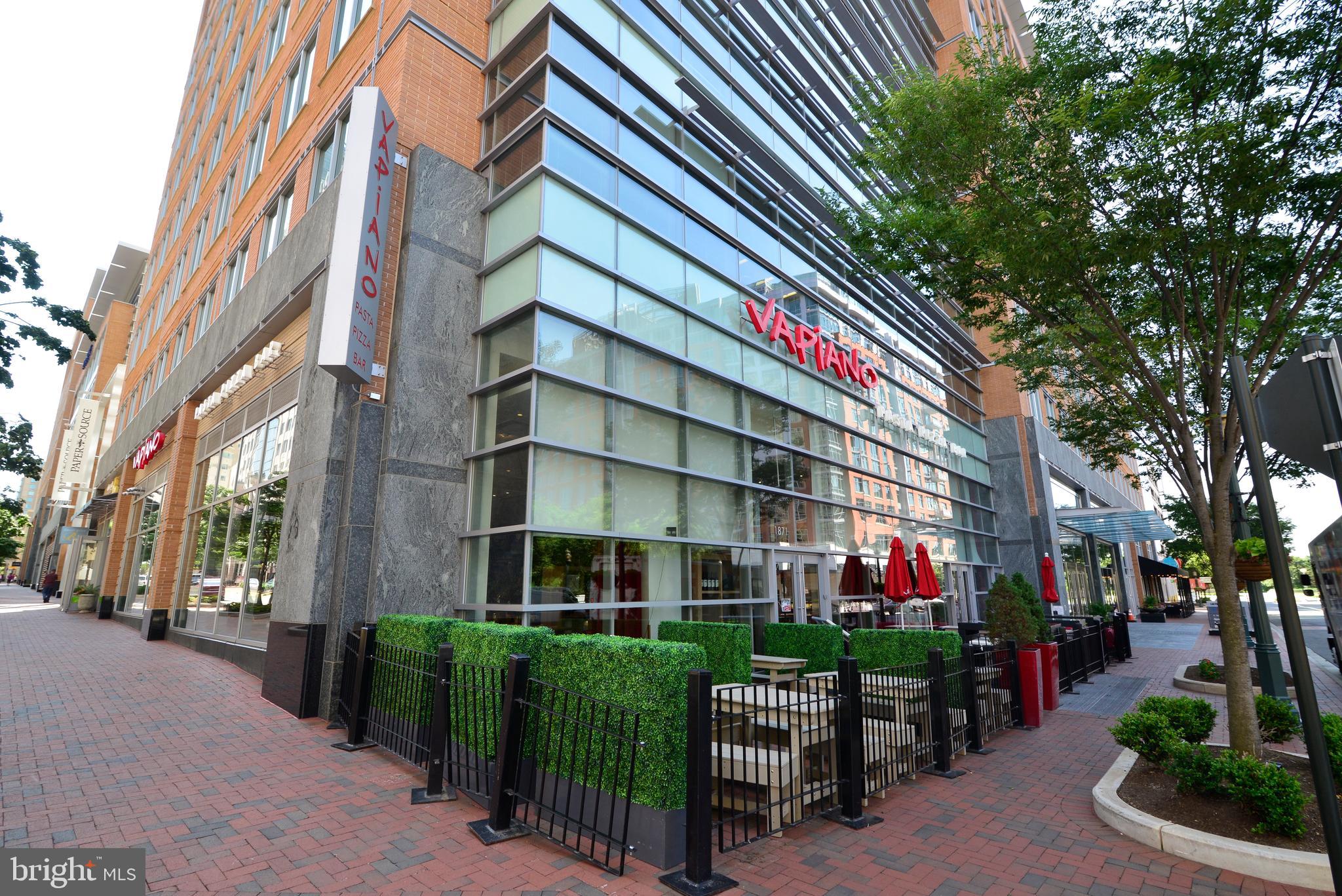 STRATFORD PARK - Residential