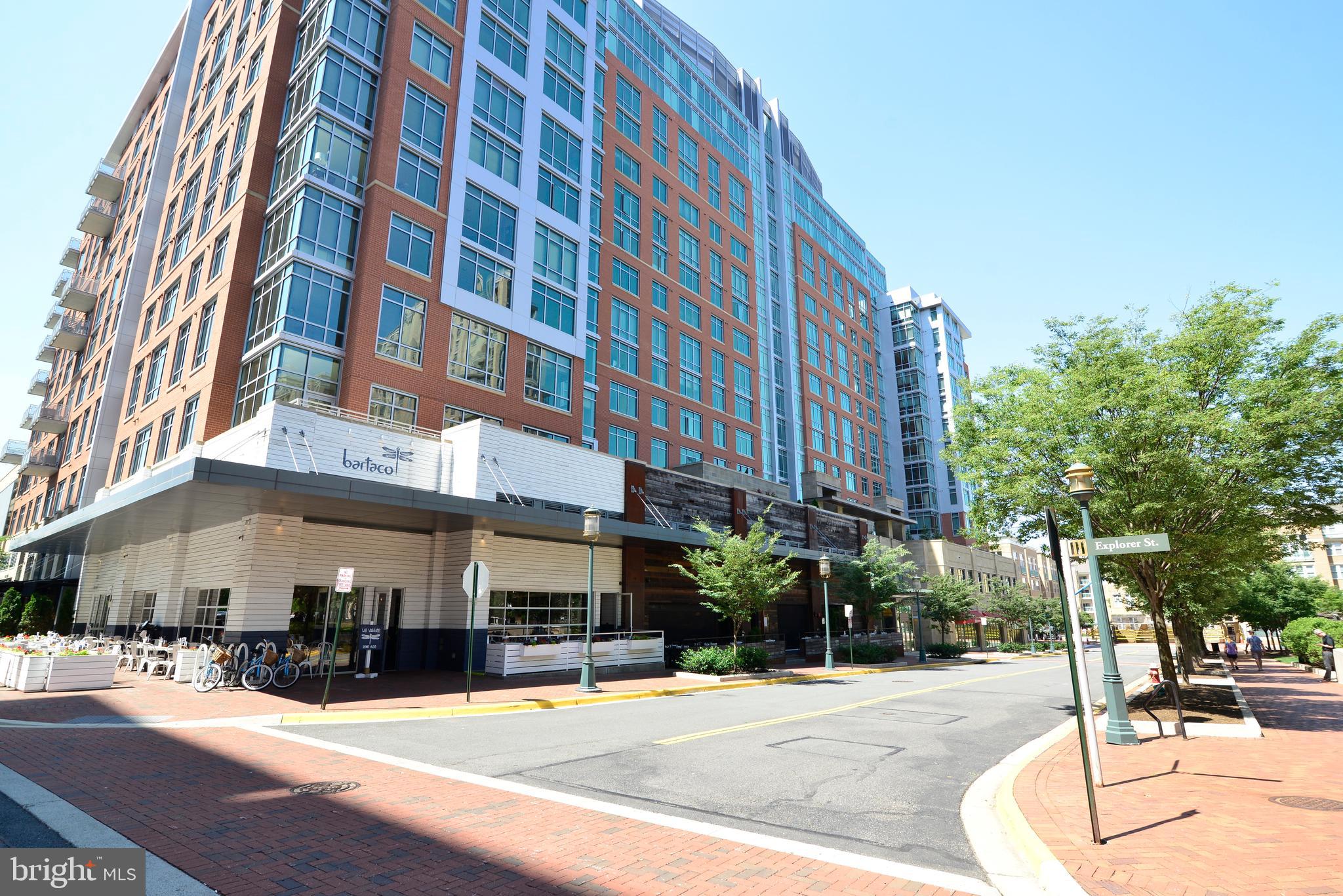 STRATFORD PARK - Residential