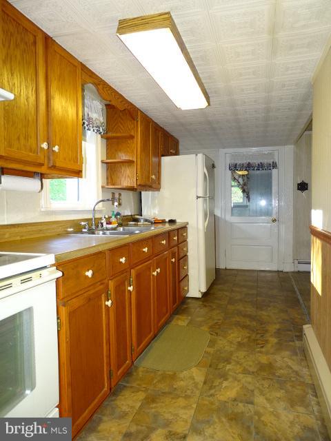 LOWER WINDSOR TWP - Residential