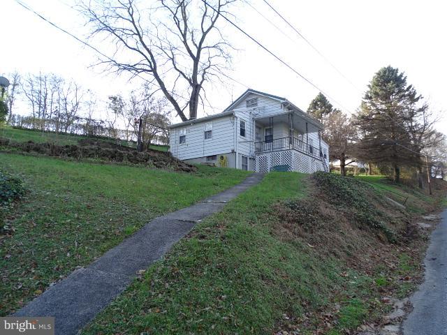 LOWER WINDSOR TWP - Residential