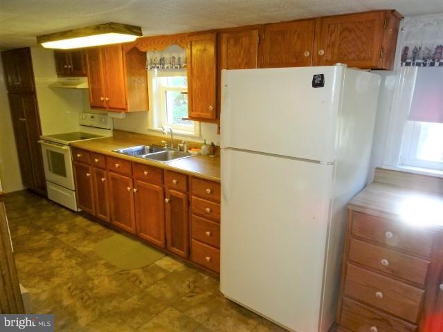 LOWER WINDSOR TWP - Residential