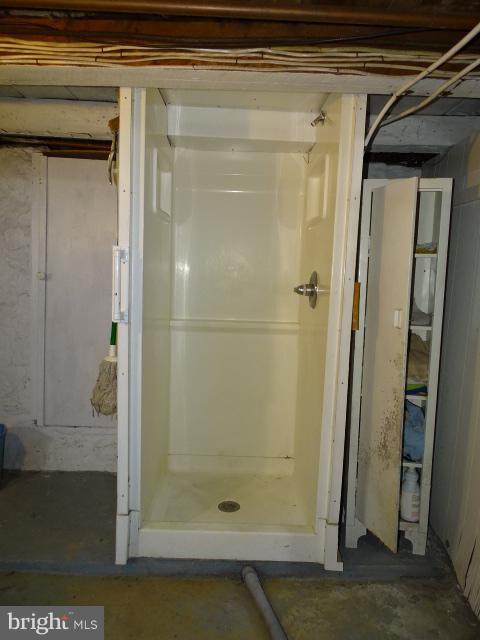 LOWER WINDSOR TWP - Residential