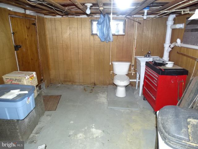 LOWER WINDSOR TWP - Residential