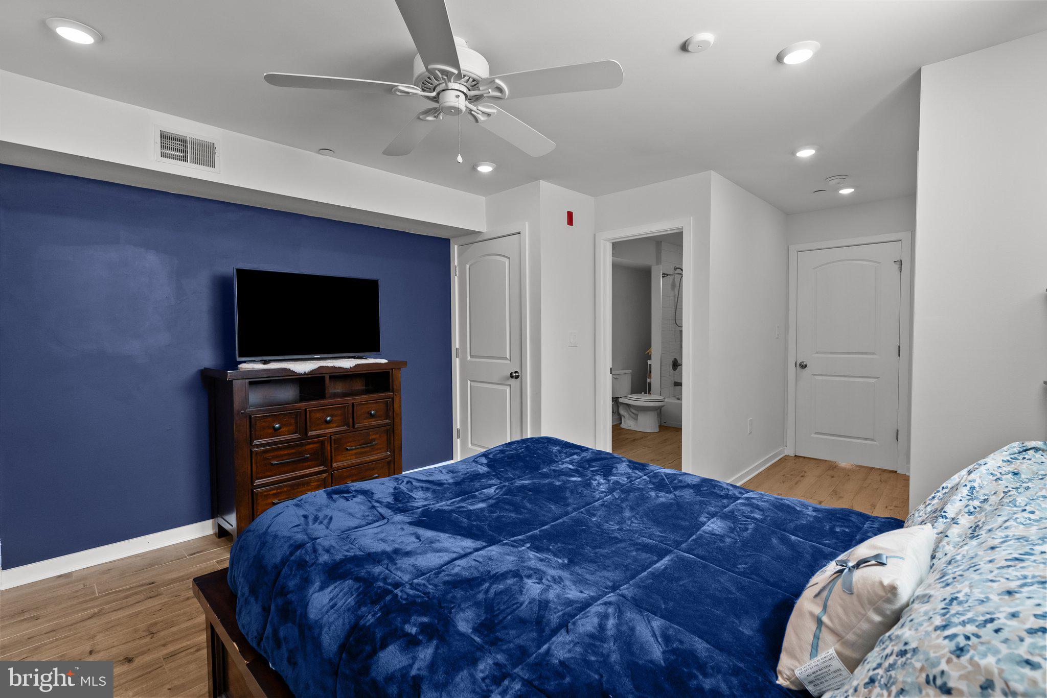 FRANCISVILLE - Residential