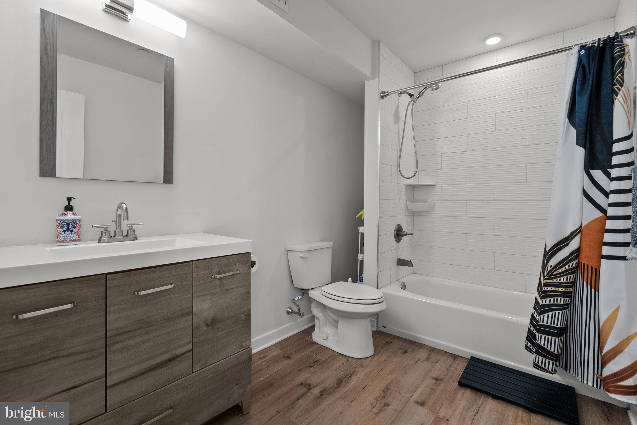 FRANCISVILLE - Residential