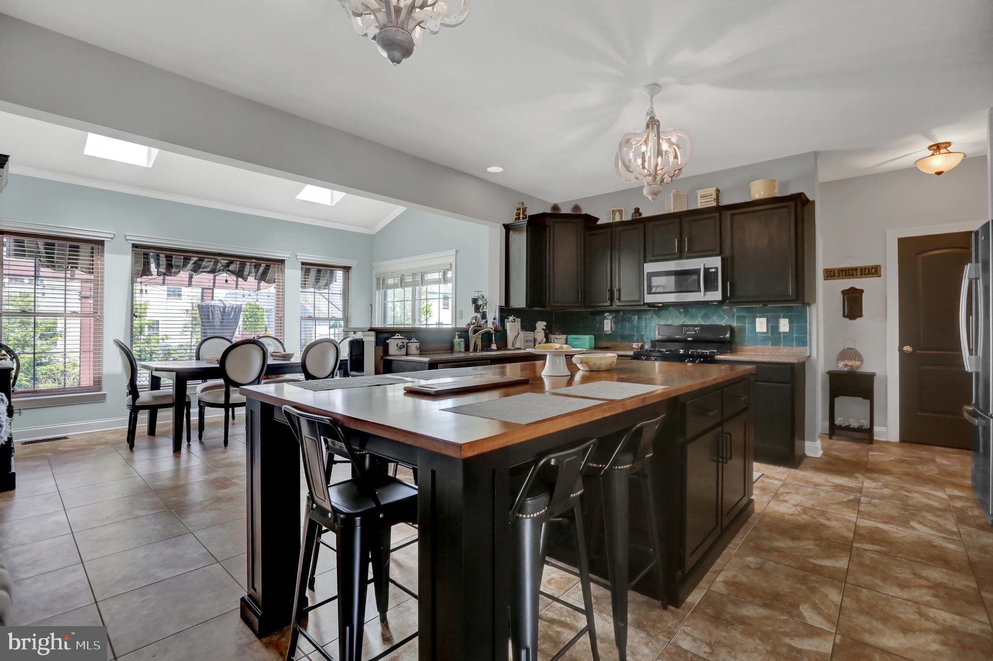 ARBOR GREENE - Residential