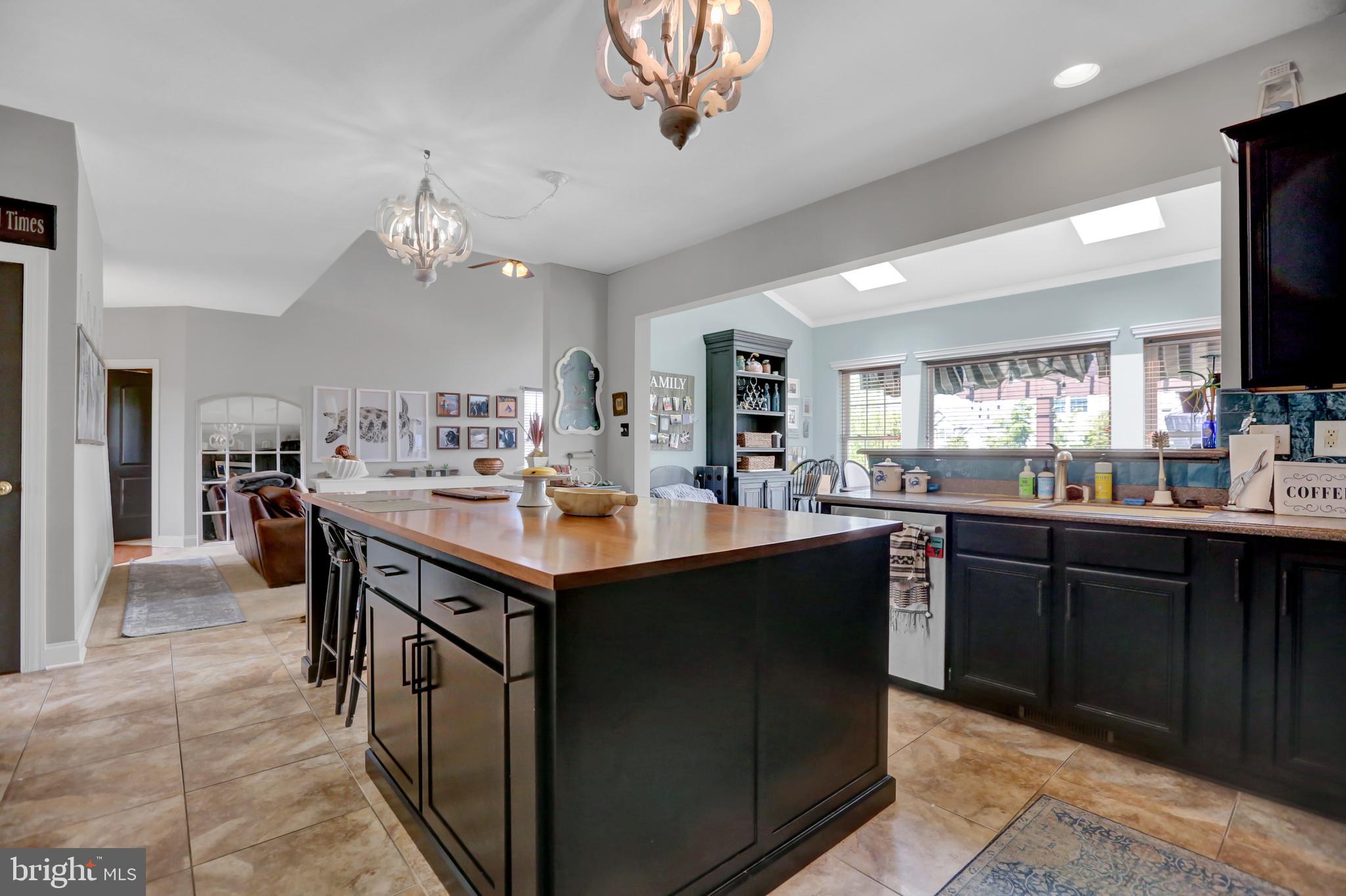 ARBOR GREENE - Residential