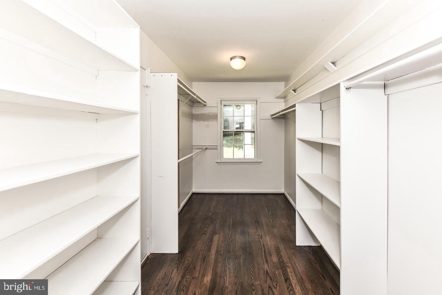 CEDARS OF MC LEAN - Residential