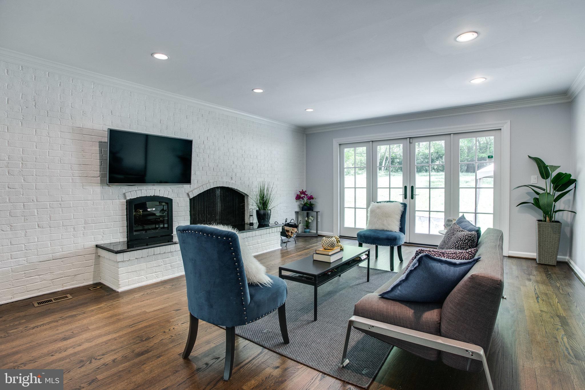 CEDARS OF MC LEAN - Residential