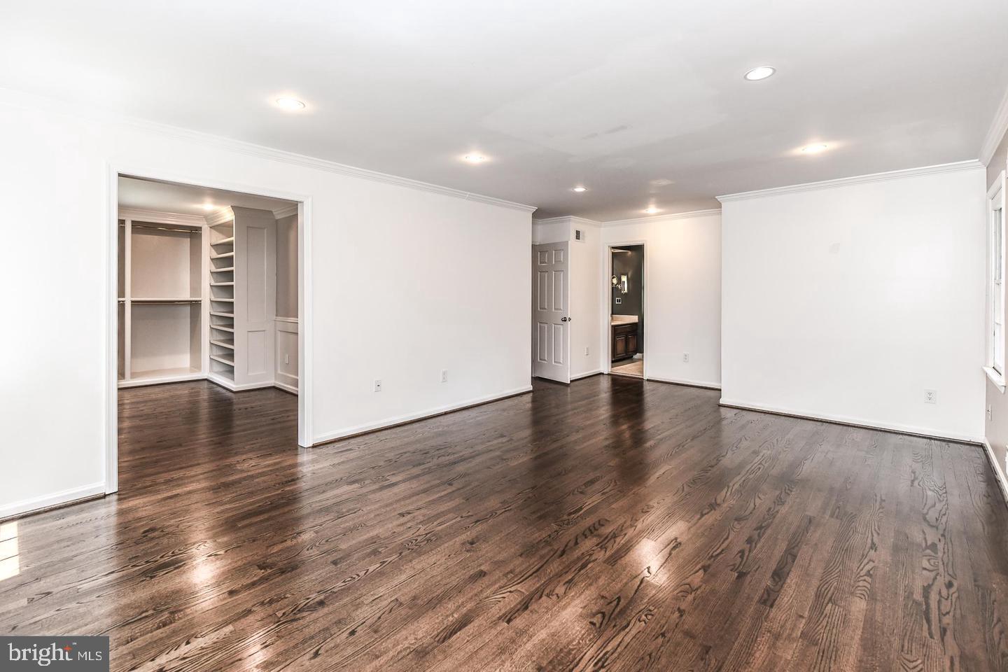 CEDARS OF MC LEAN - Residential