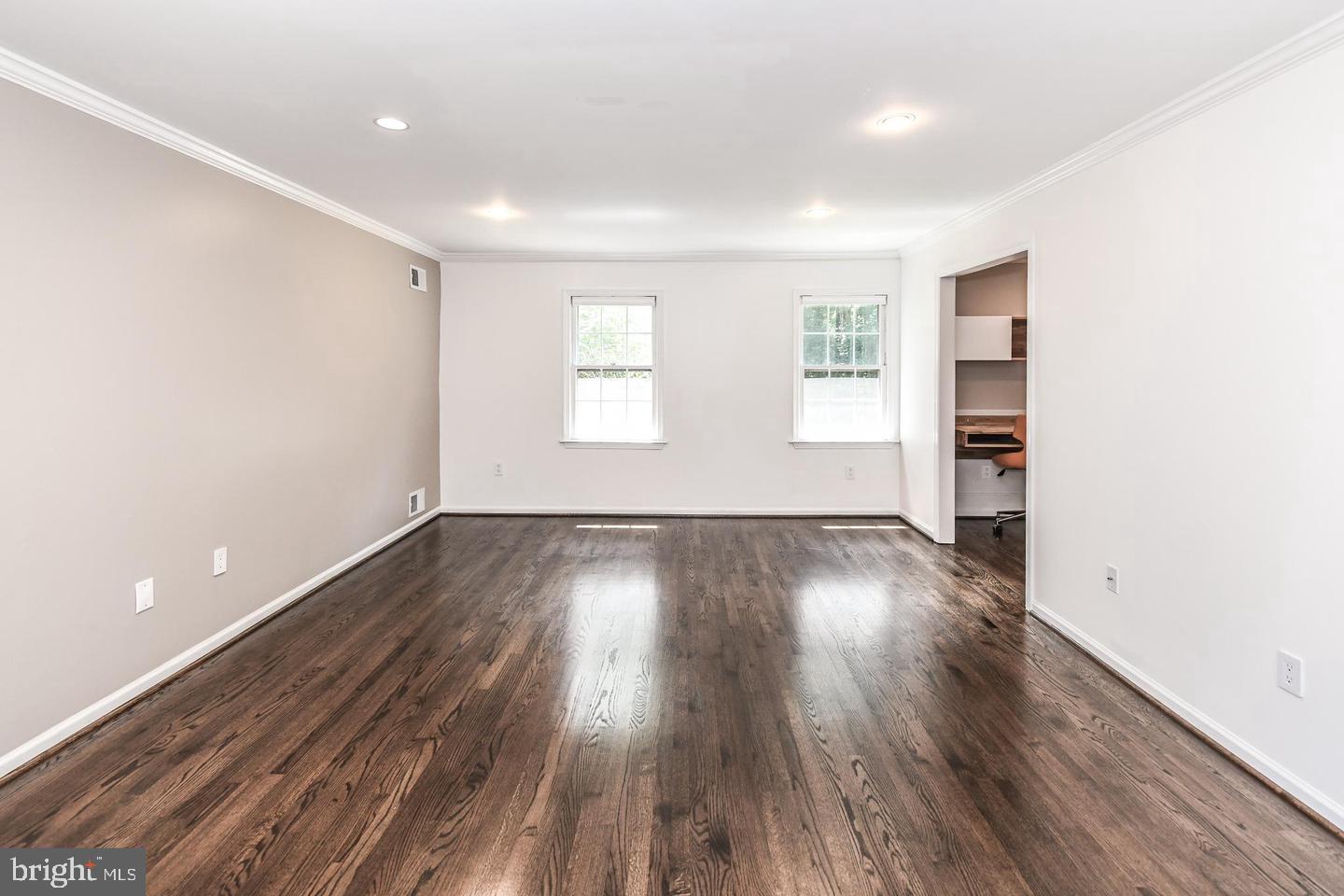 CEDARS OF MC LEAN - Residential