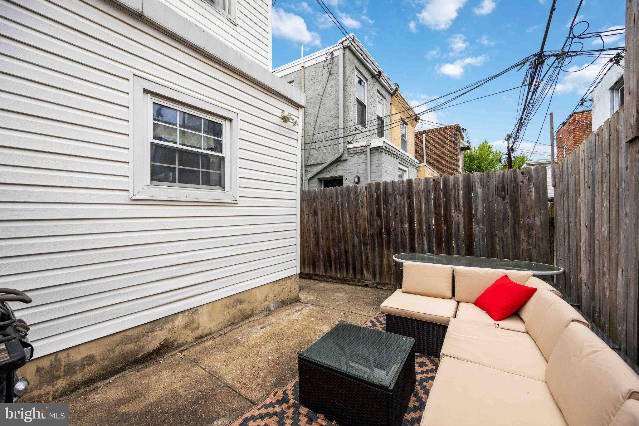 PORT RICHMOND - Residential