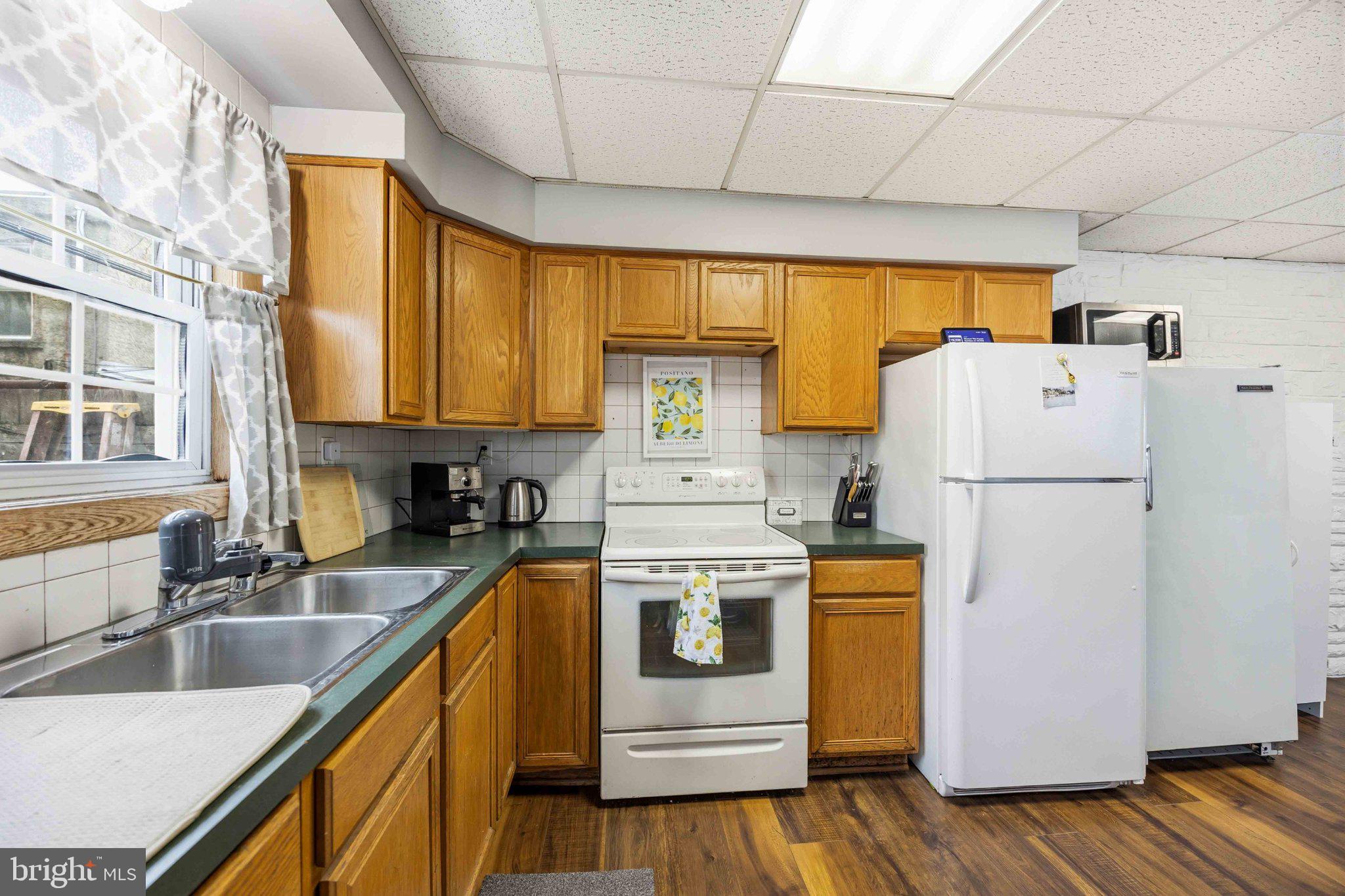 PORT RICHMOND - Residential