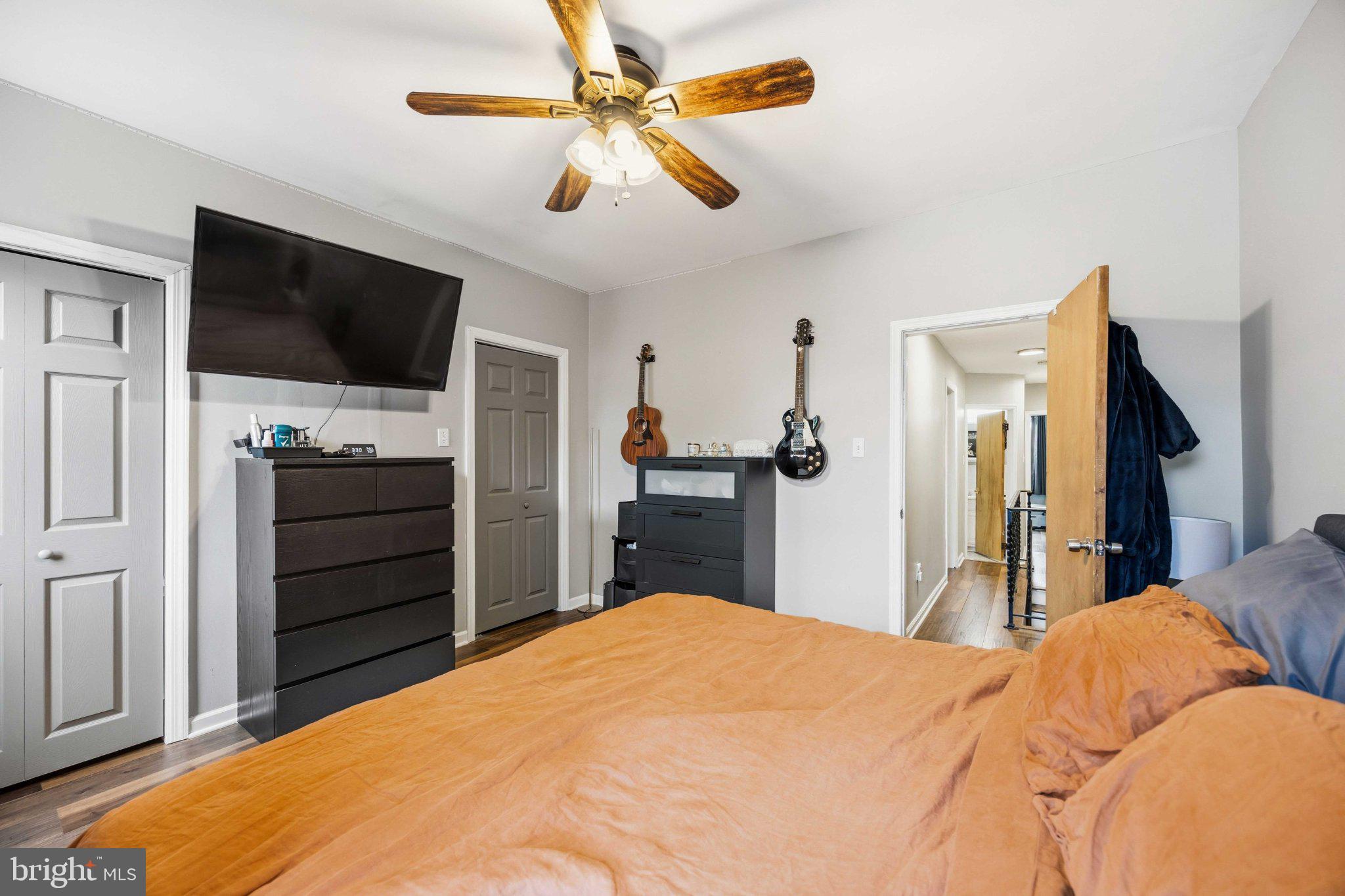 PORT RICHMOND - Residential
