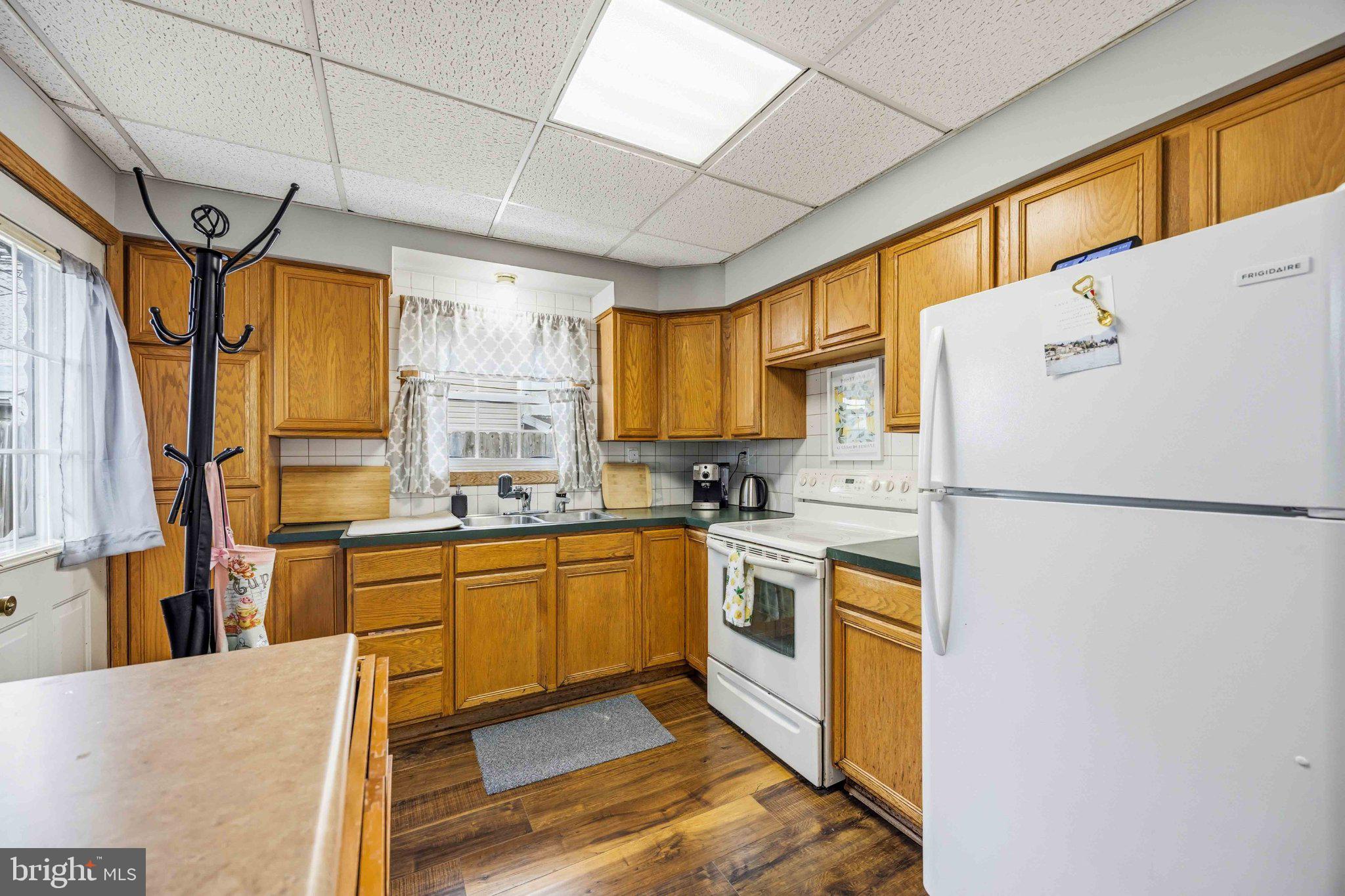 PORT RICHMOND - Residential